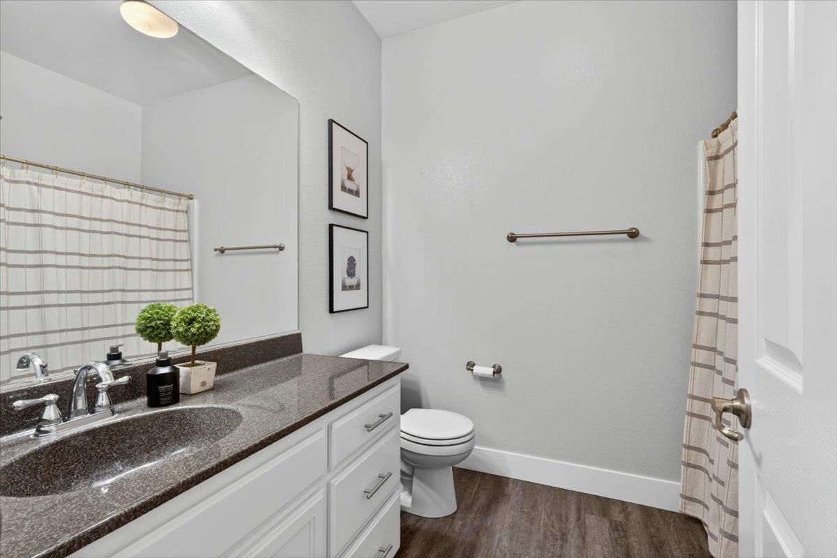 437 Silver Ridge Court