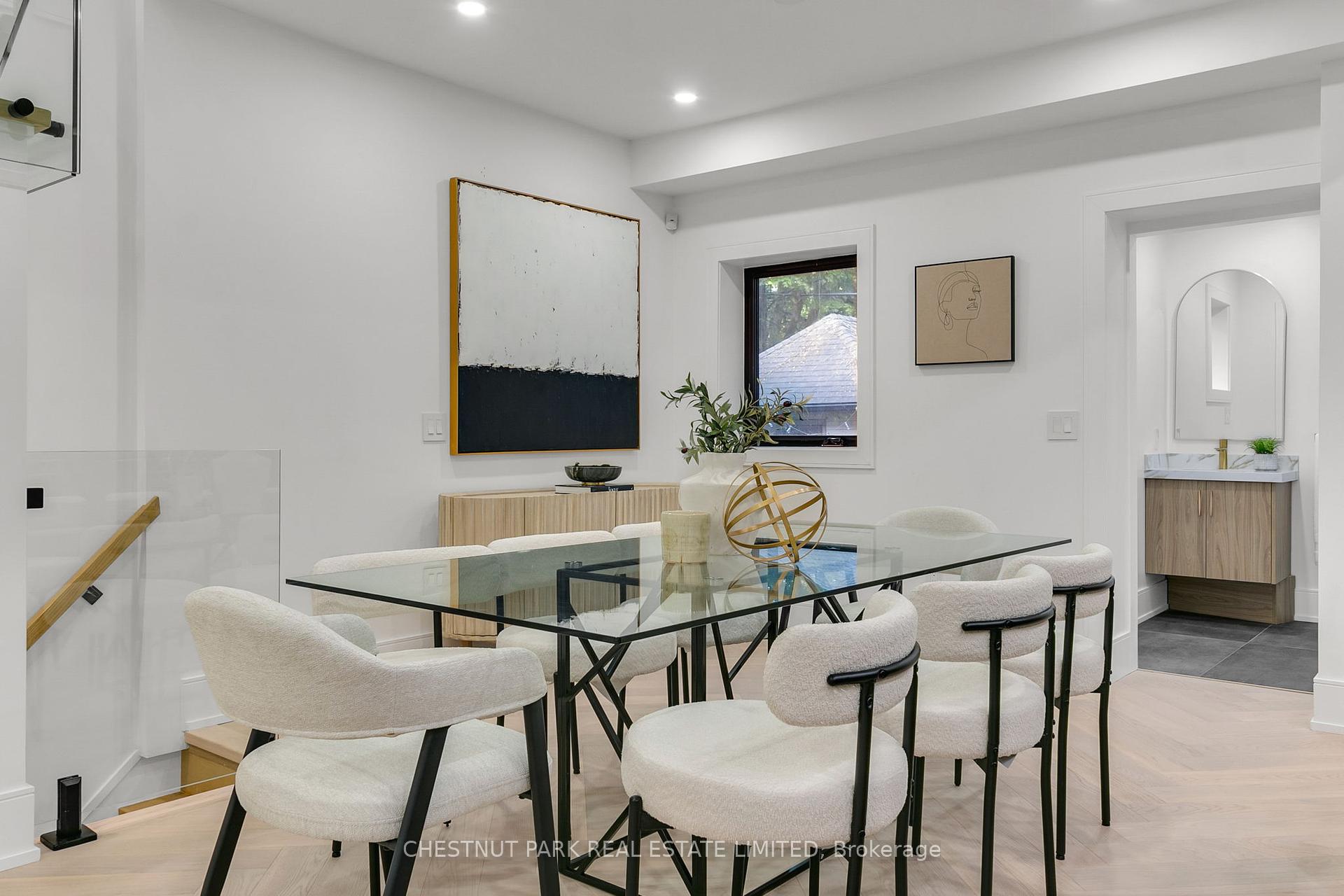 111 Roxborough Drive