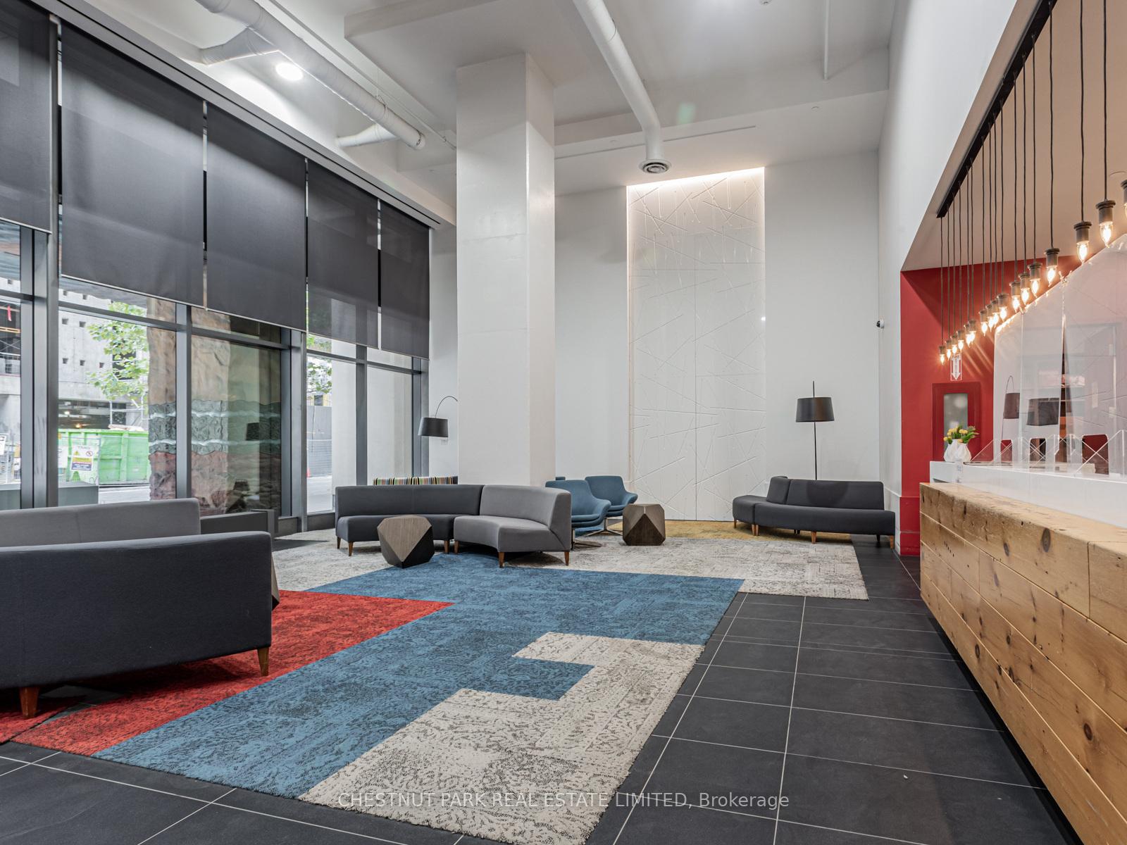 21 Widmer Street 1811, Toronto C01 Unit: 1811