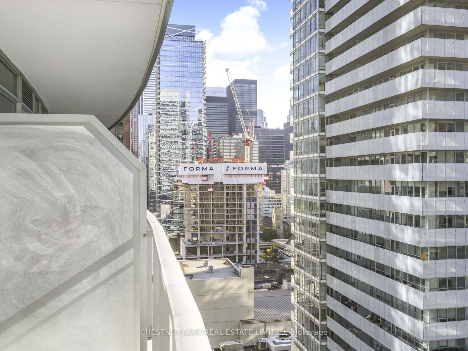 21 Widmer Street 1811, Toronto C01 Unit: 1811