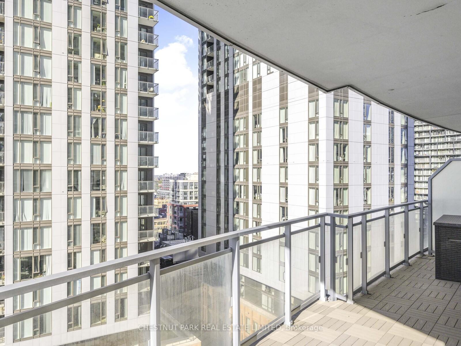 21 Widmer Street 1811, Toronto C01 Unit: 1811