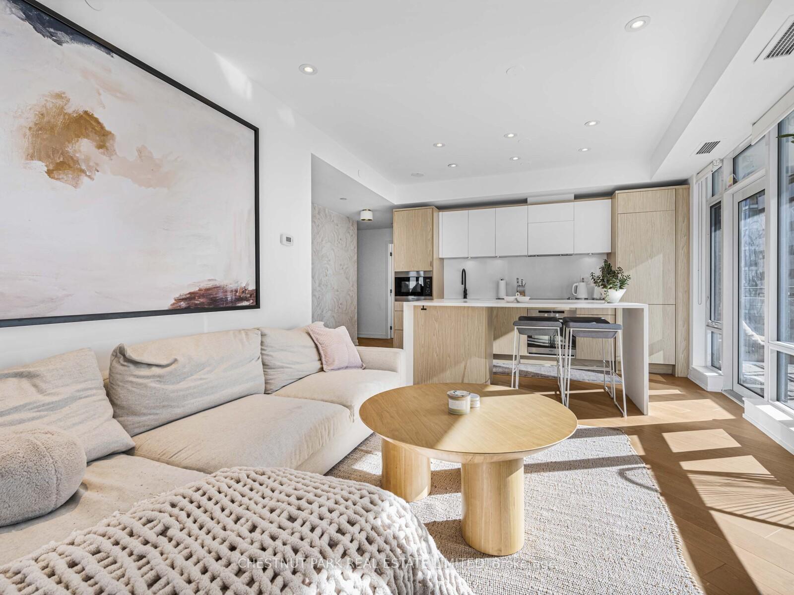 21 Widmer Street 1811, Toronto C01 Unit: 1811