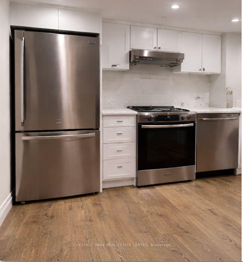 607 Huron Street Lower, Toronto C02, ON M5R 2R8