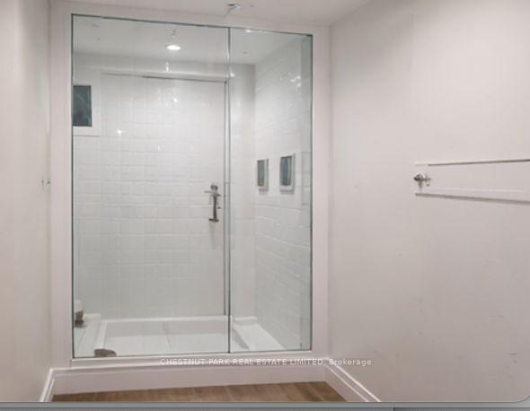 607 Huron Street Lower, Toronto C02, ON M5R 2R8