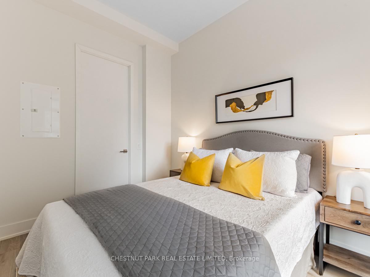 111 St Clair Avenue 420, Toronto Unit: 420