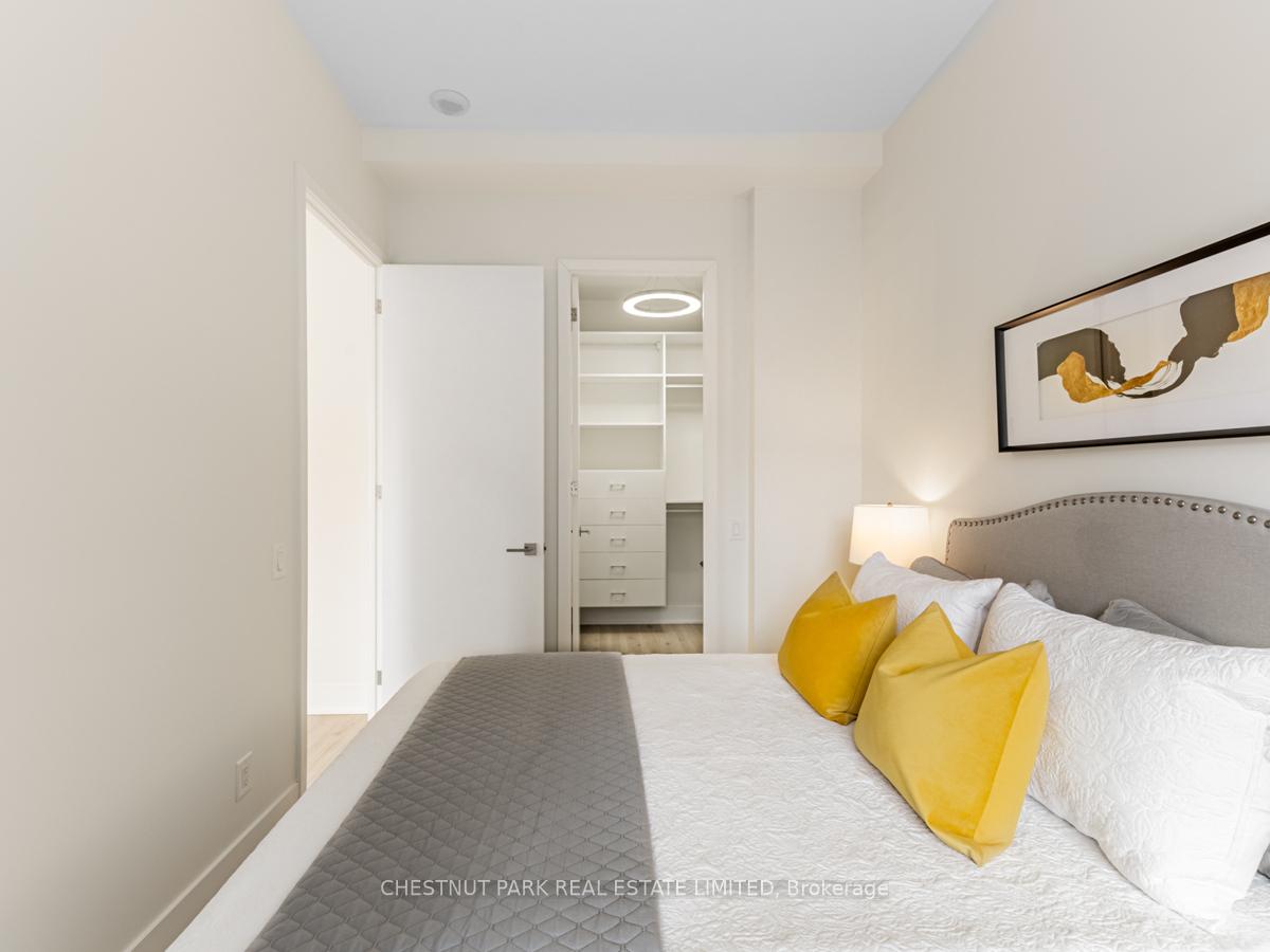 111 St Clair Avenue 420, Toronto Unit: 420