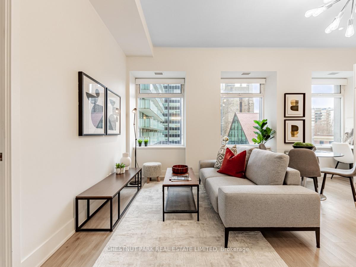 111 St Clair Avenue 420, Toronto Unit: 420