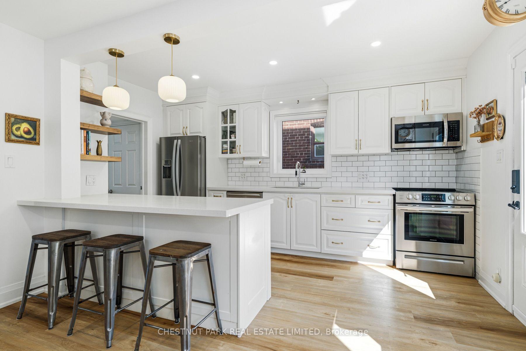 465 Oakwood Avenue, Toronto