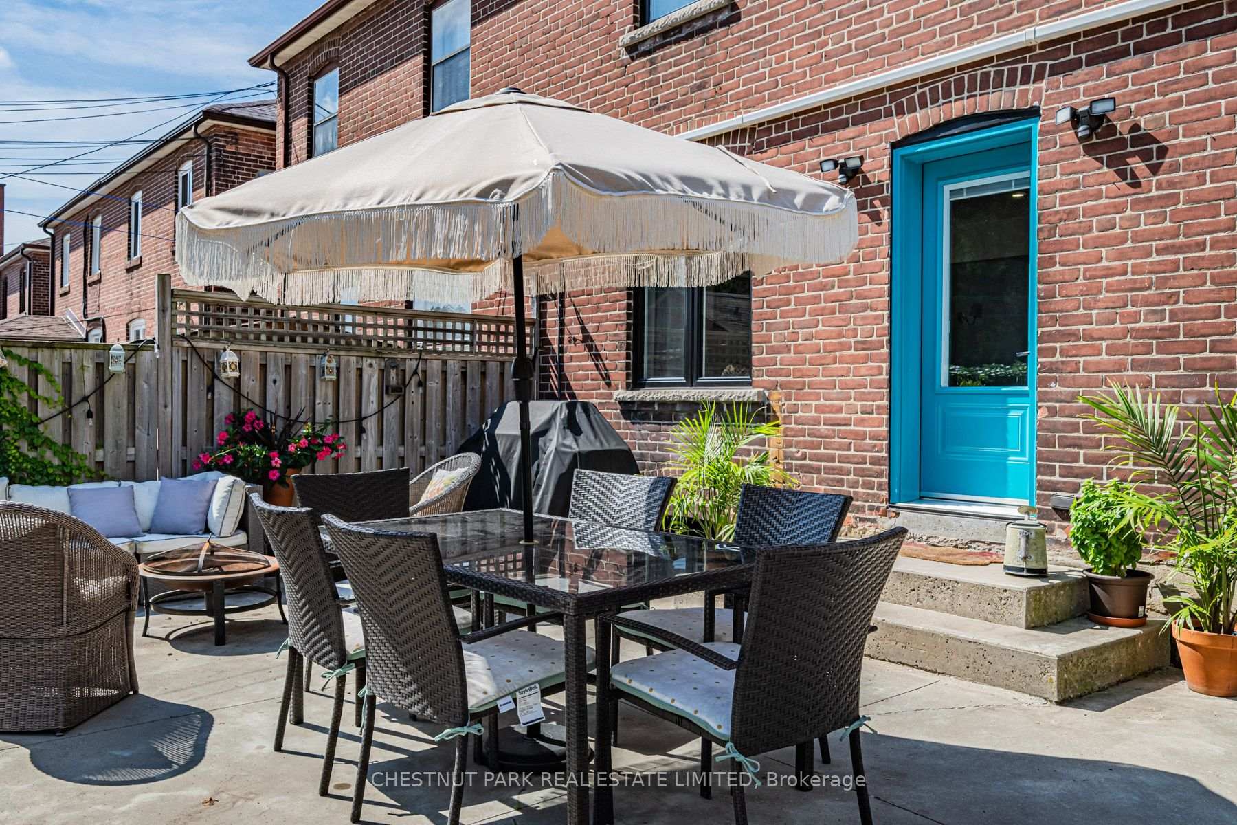 465 Oakwood Avenue, Toronto