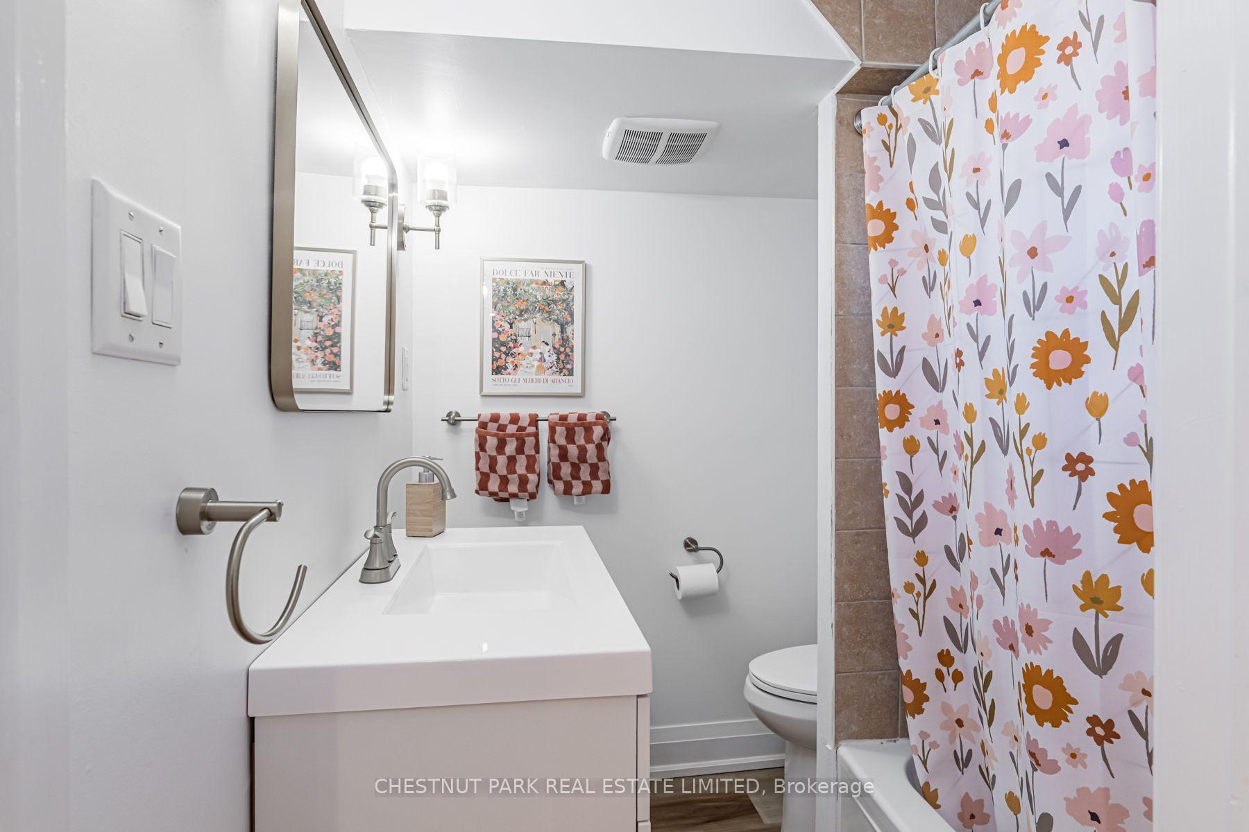 465 Oakwood Avenue, Toronto