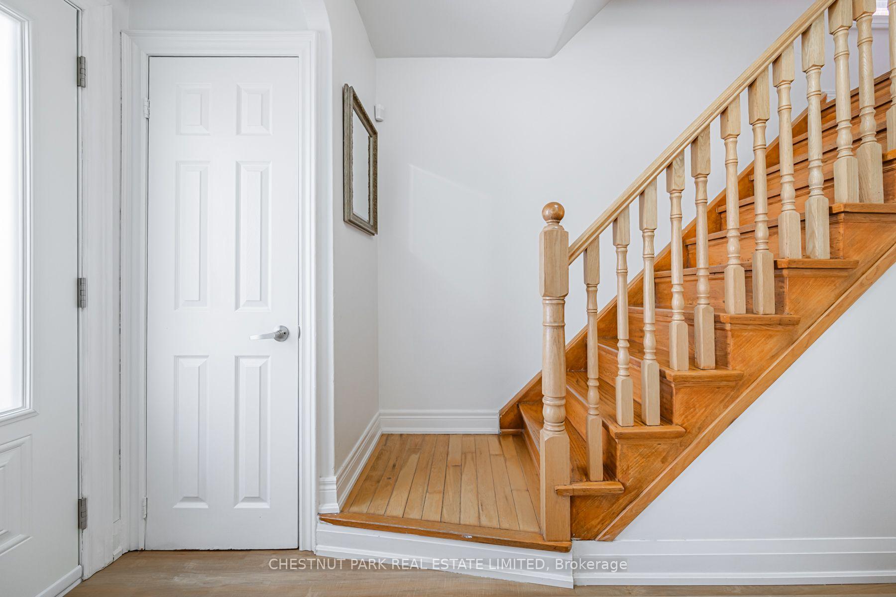465 Oakwood Avenue, Toronto