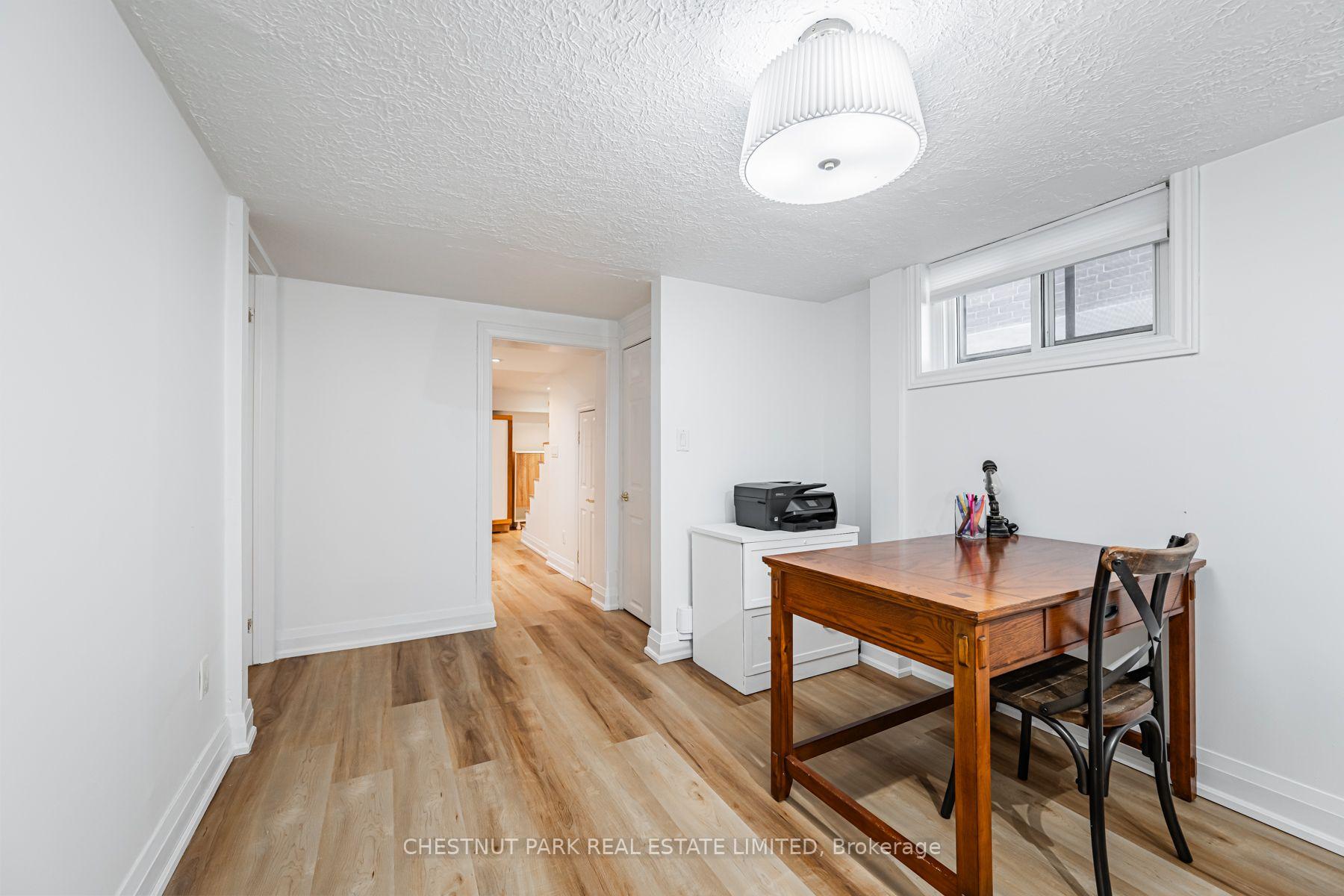 465 Oakwood Avenue, Toronto