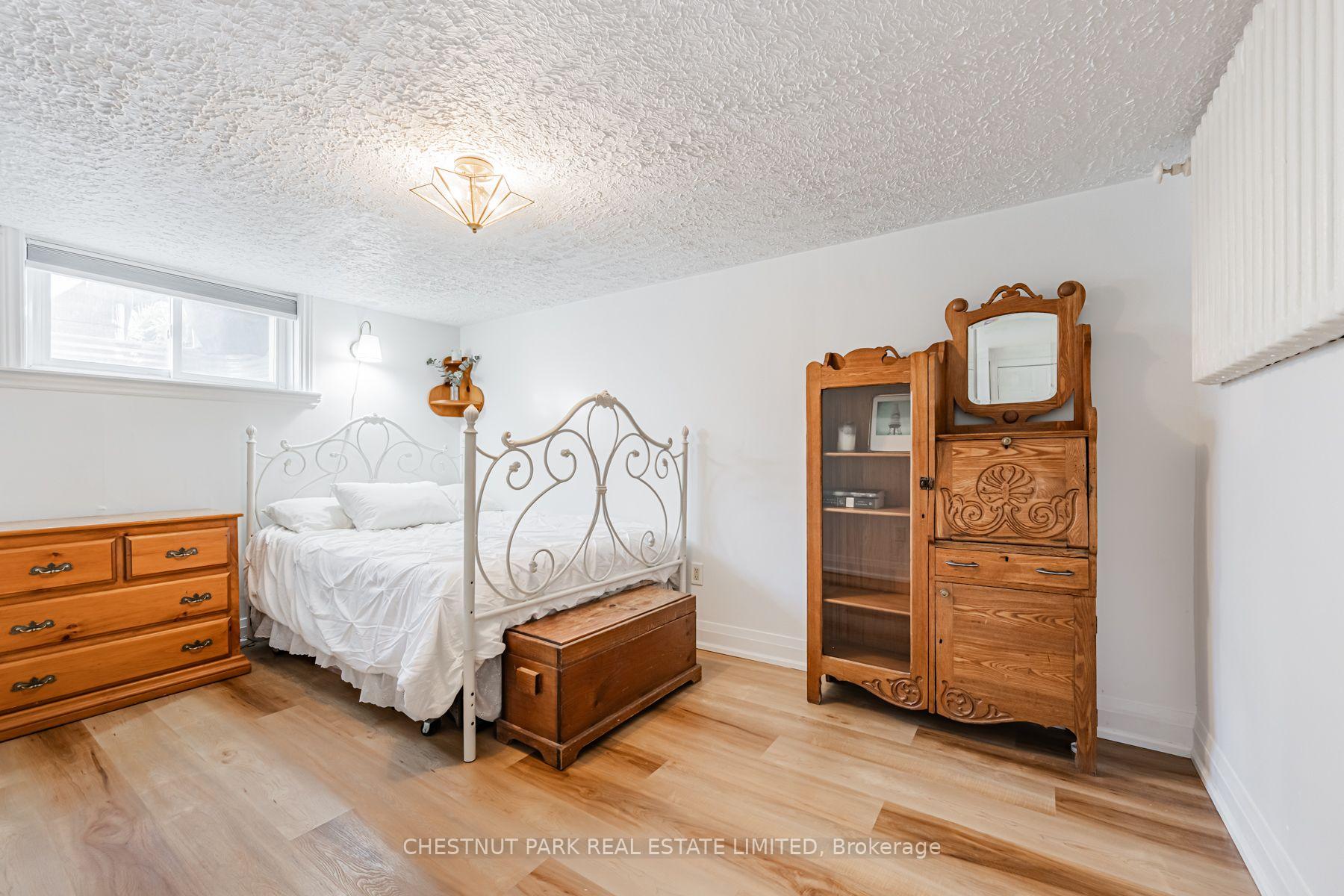 465 Oakwood Avenue, Toronto