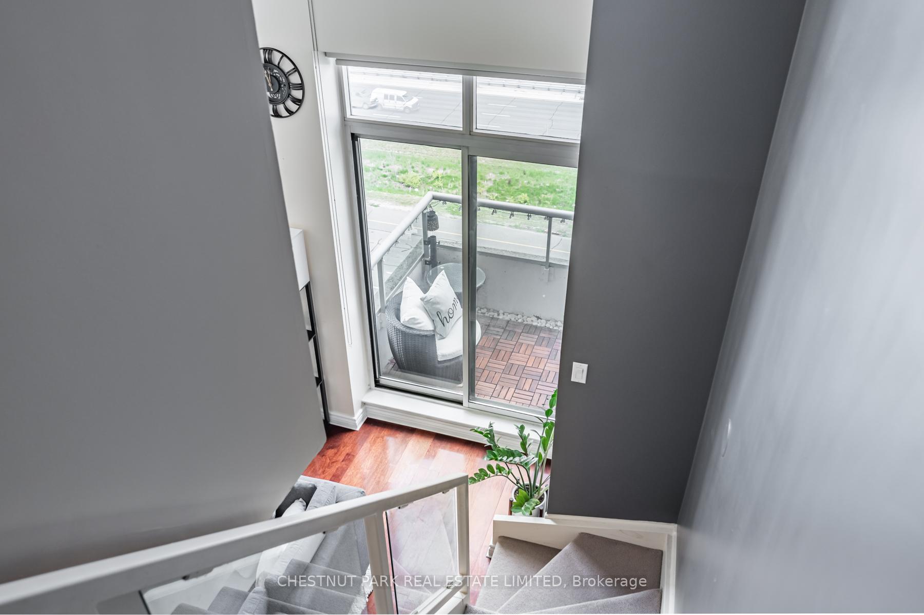 200 Manitoba Street 525