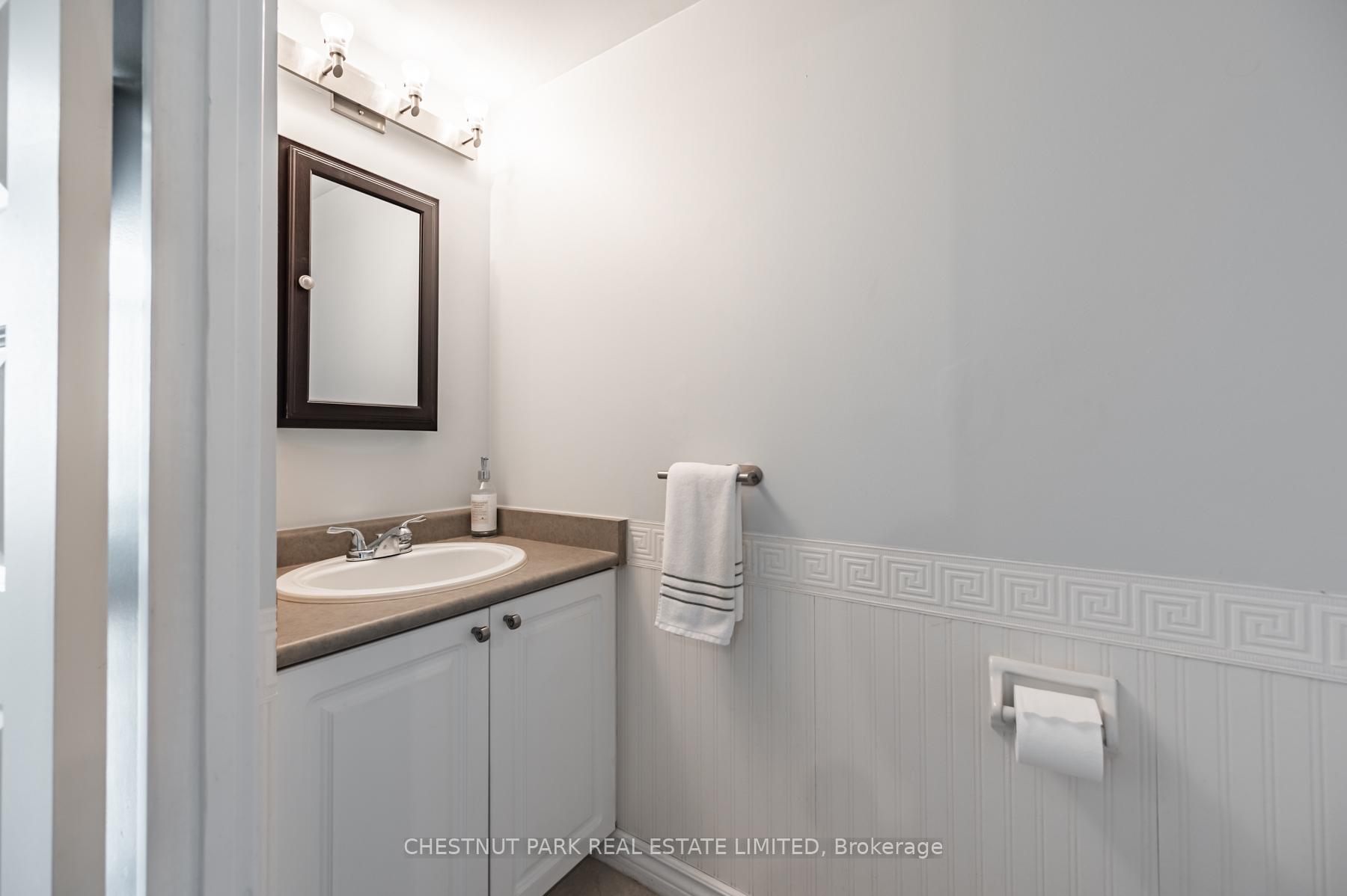 200 Manitoba Street 525