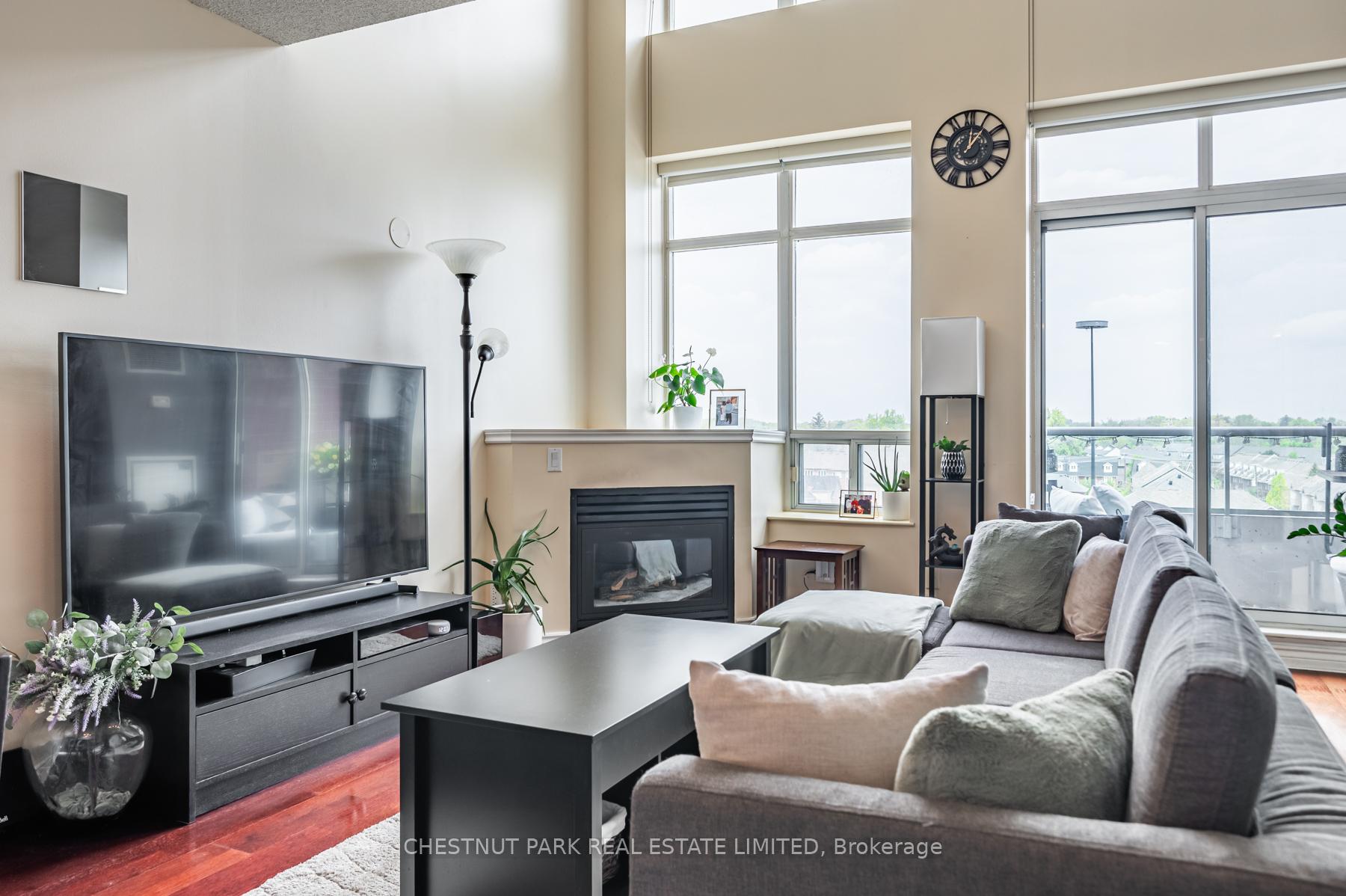 200 Manitoba Street 525