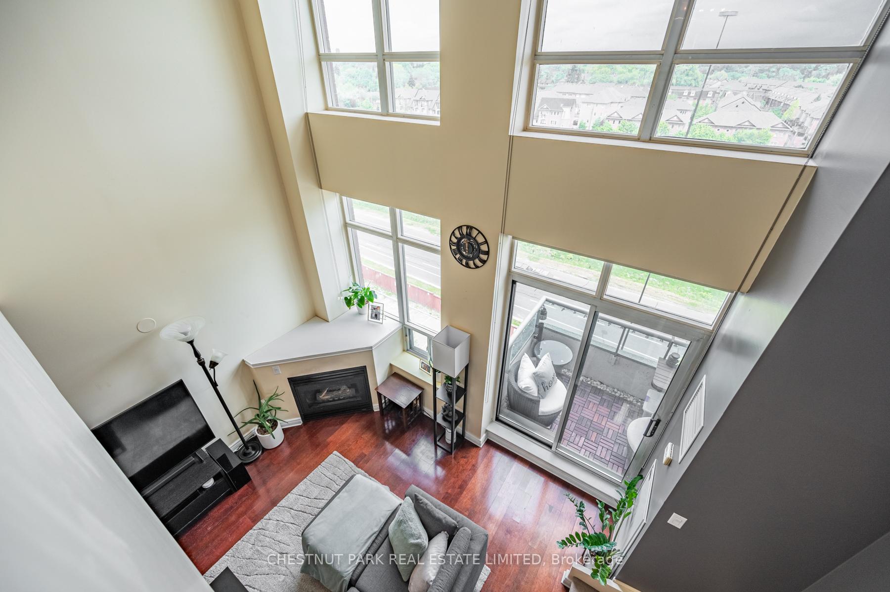 200 Manitoba Street 525