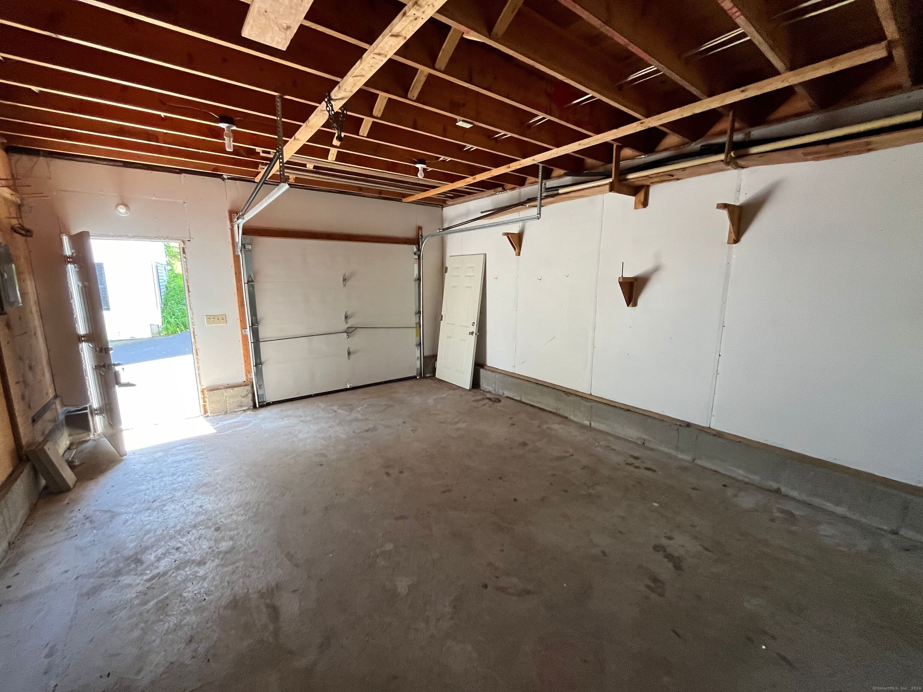 30 Yerrington Avenue