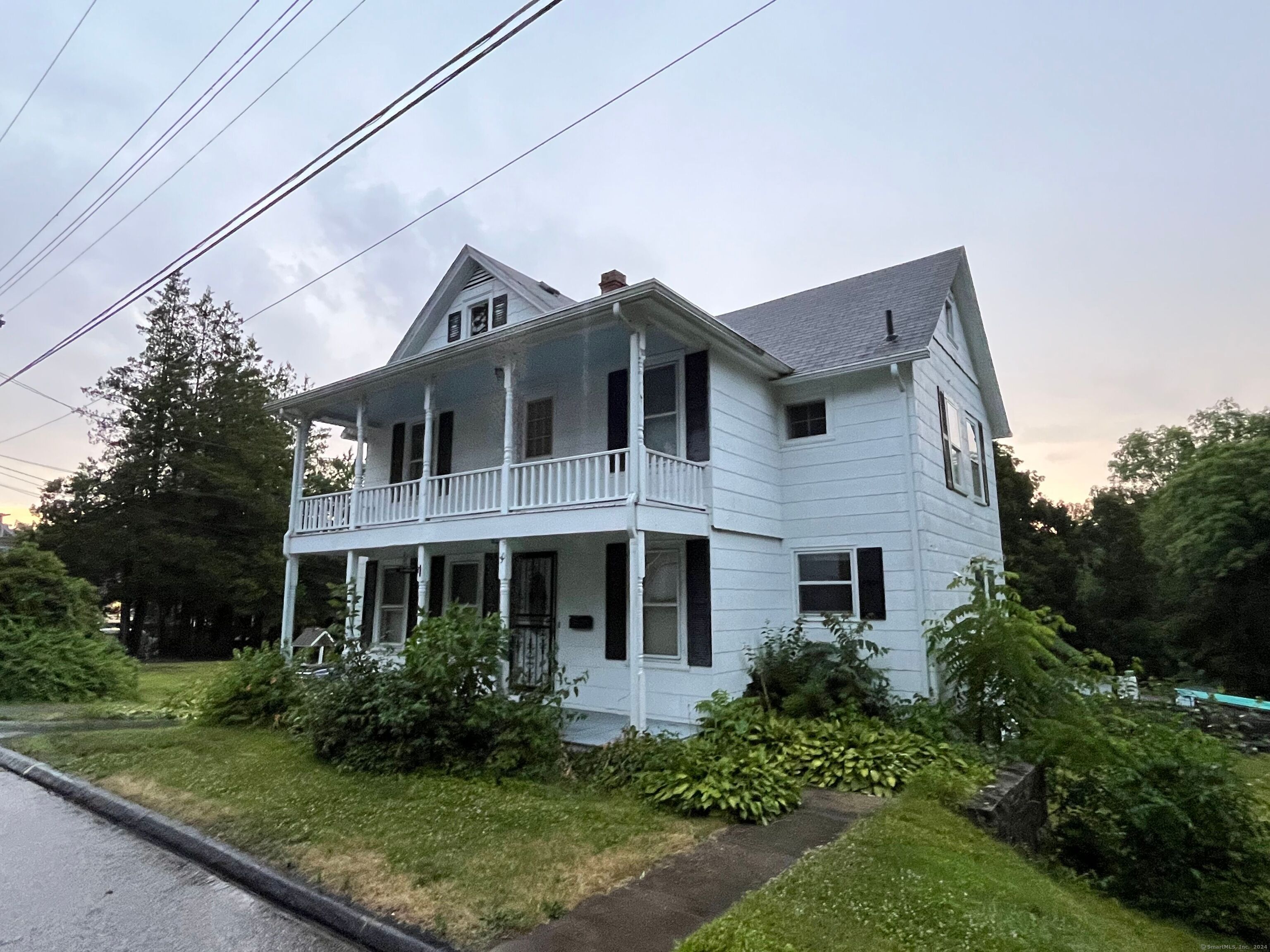 30 Yerrington Avenue
