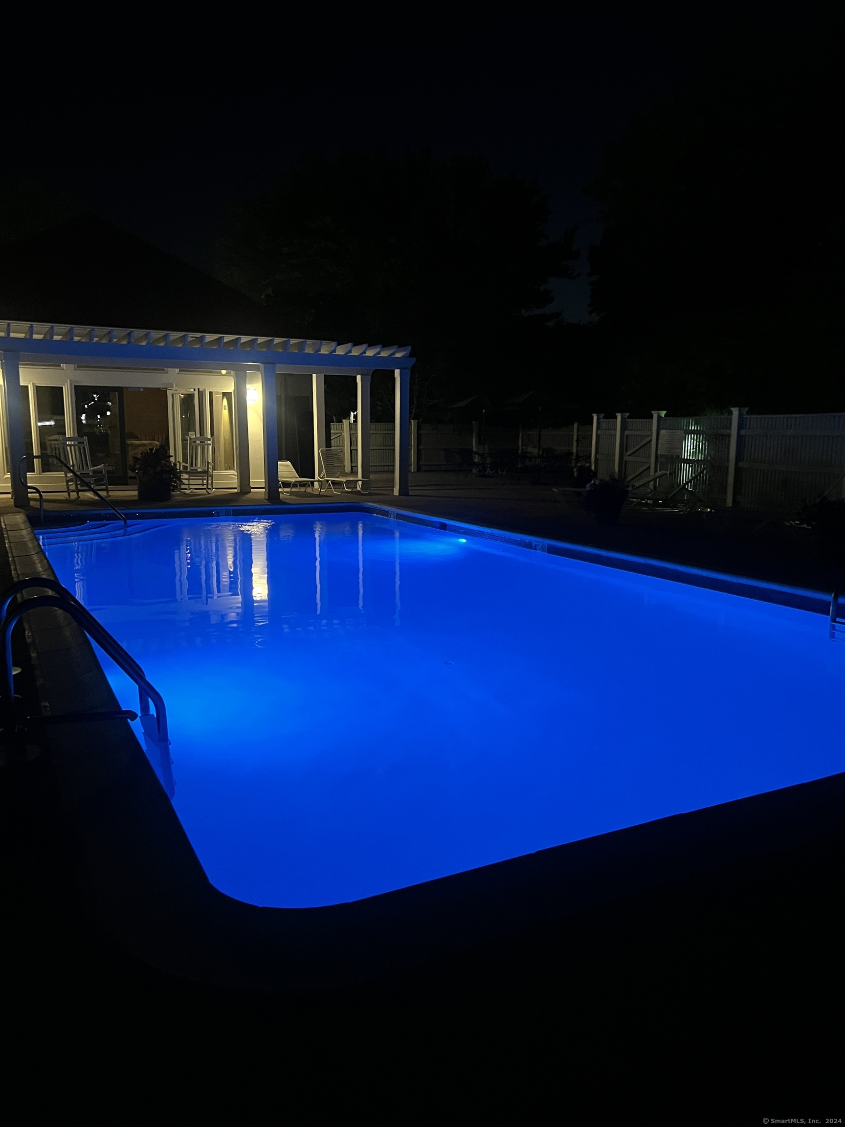 1113 Old Pond Lane 1113