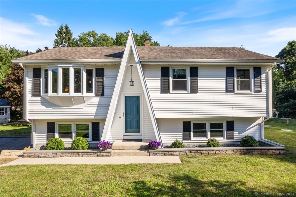 77 Cottage Road