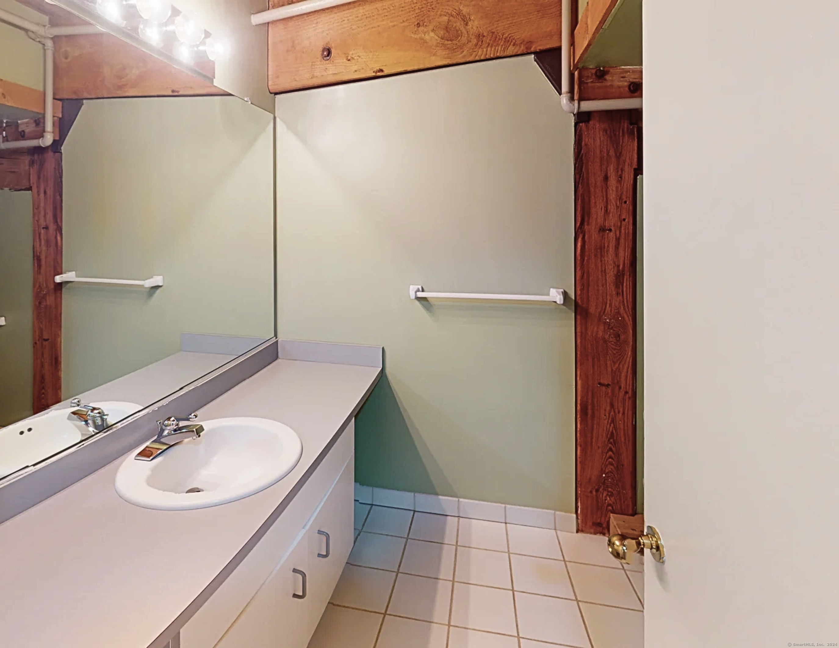 68 Thermos Avenue 310D