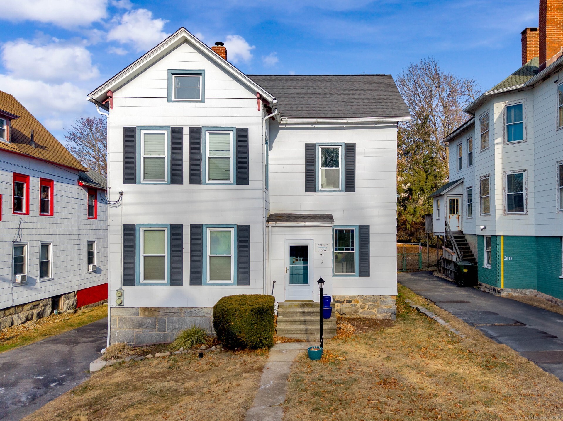 21 Garfield Avenue