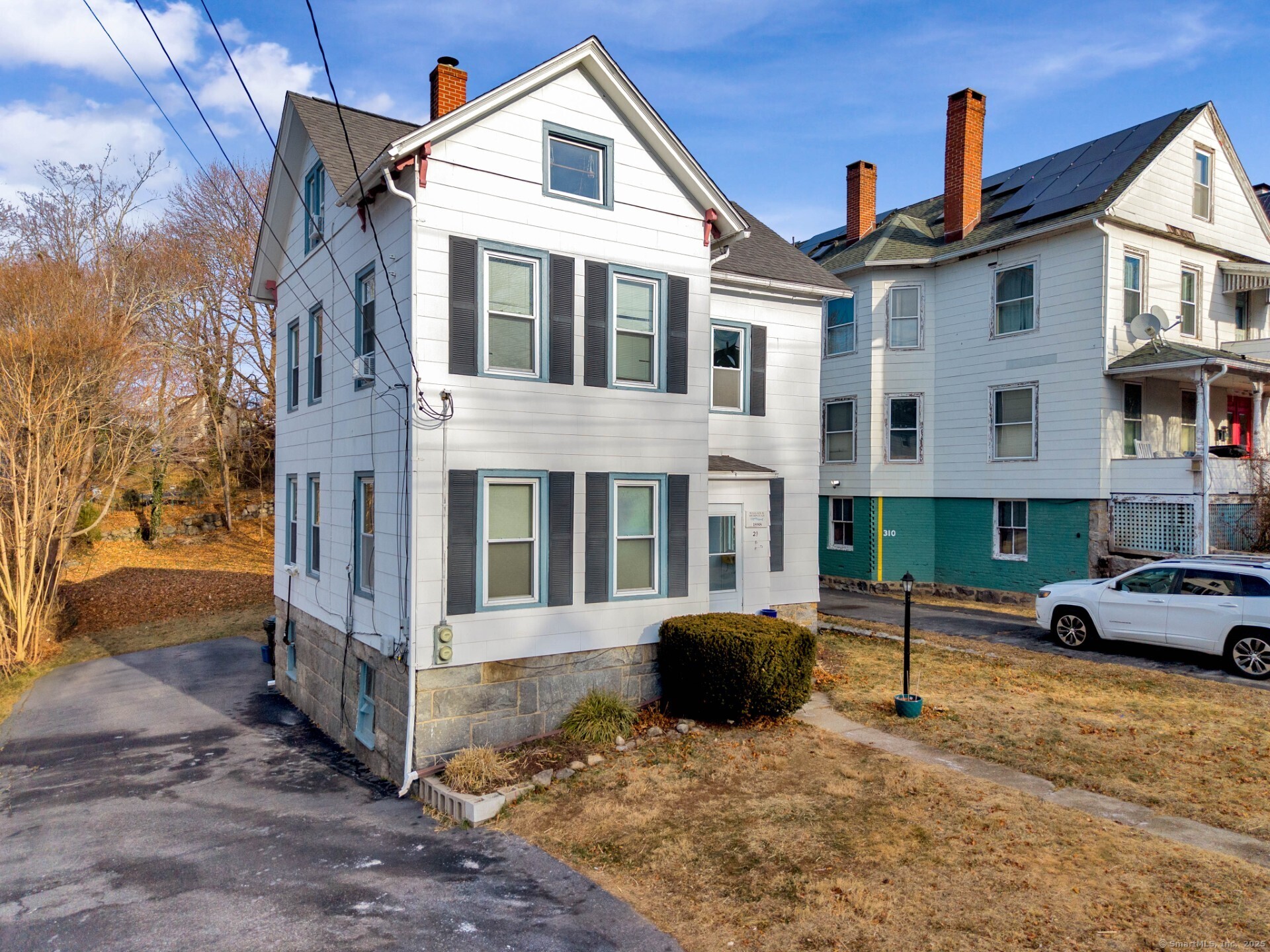 21 Garfield Avenue