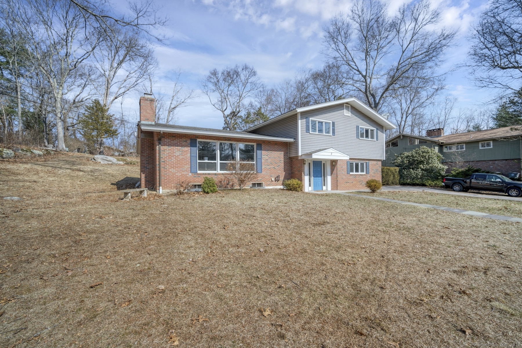 3 West Ridge Circle