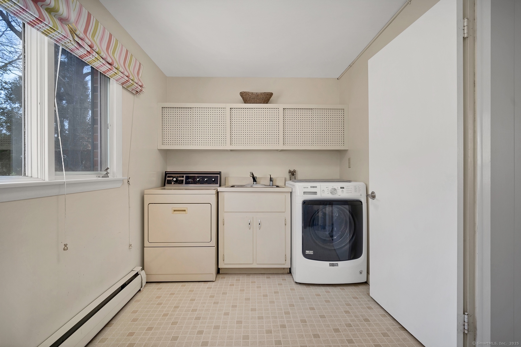 3 West Ridge Circle