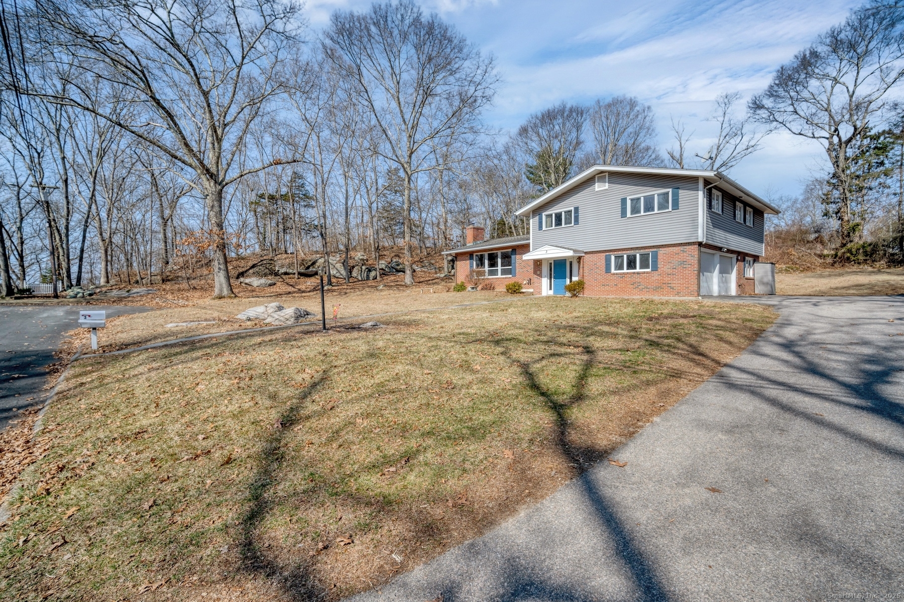 3 West Ridge Circle