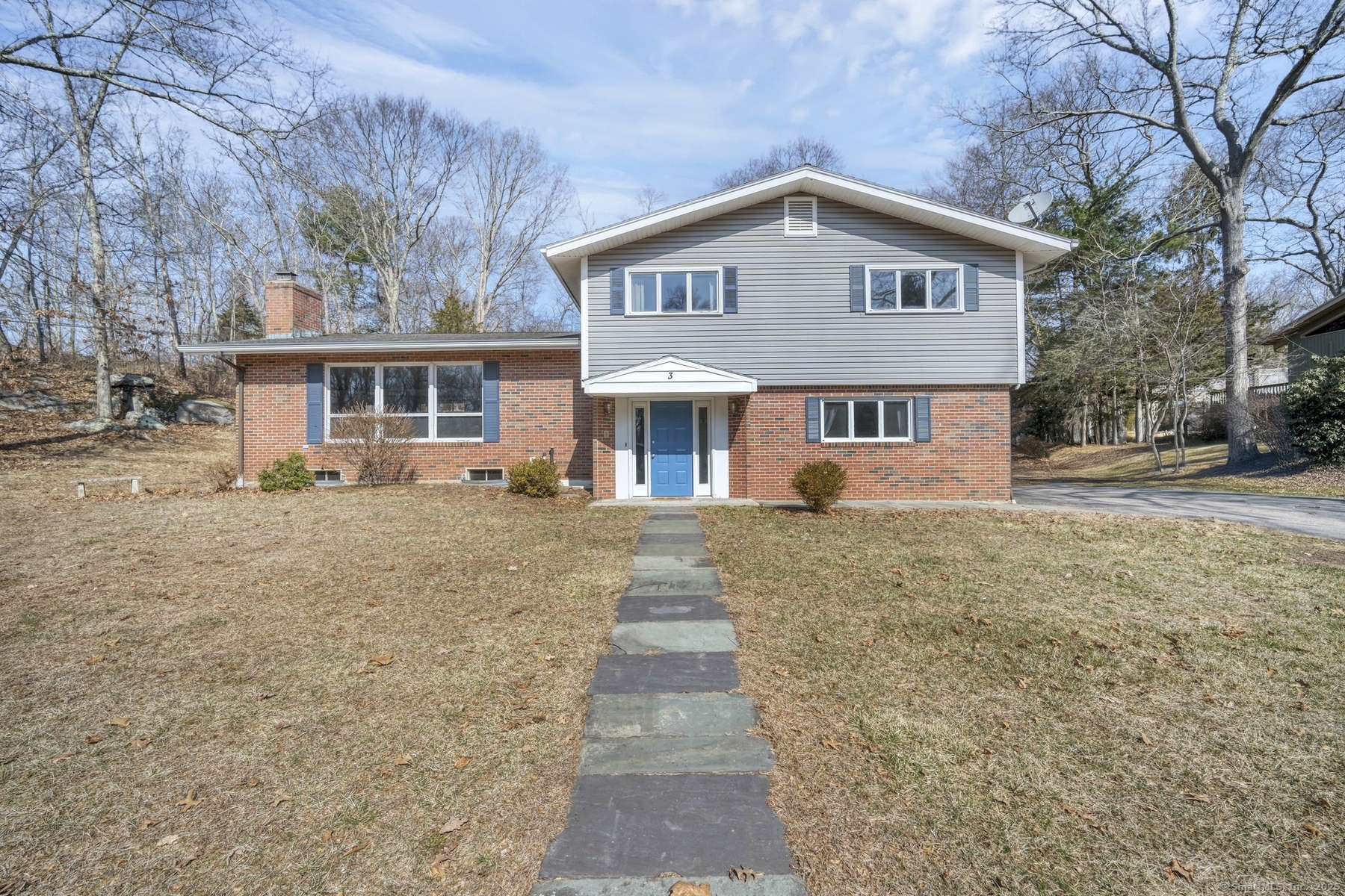 3 West Ridge Circle