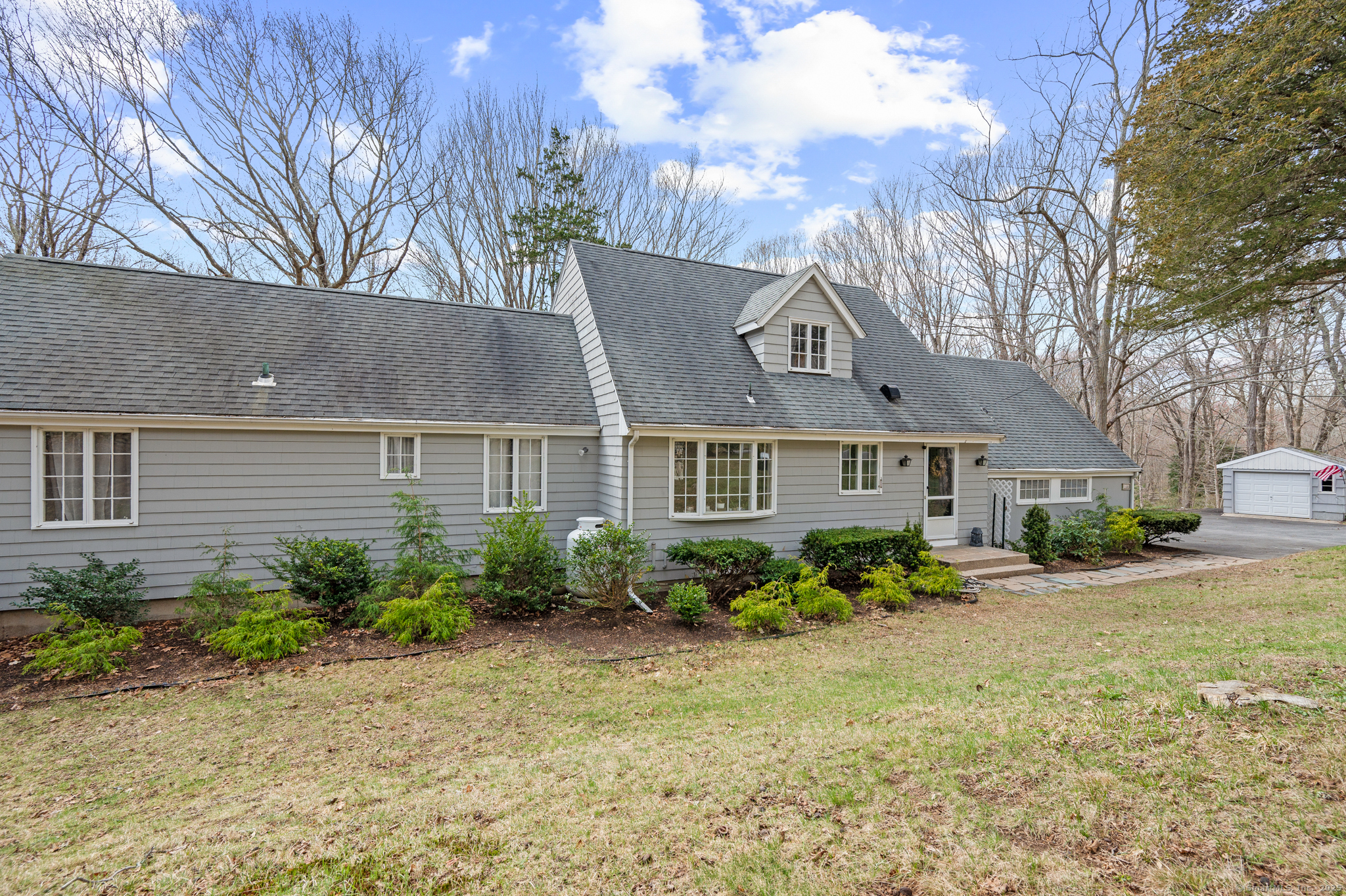 106 Neck Road