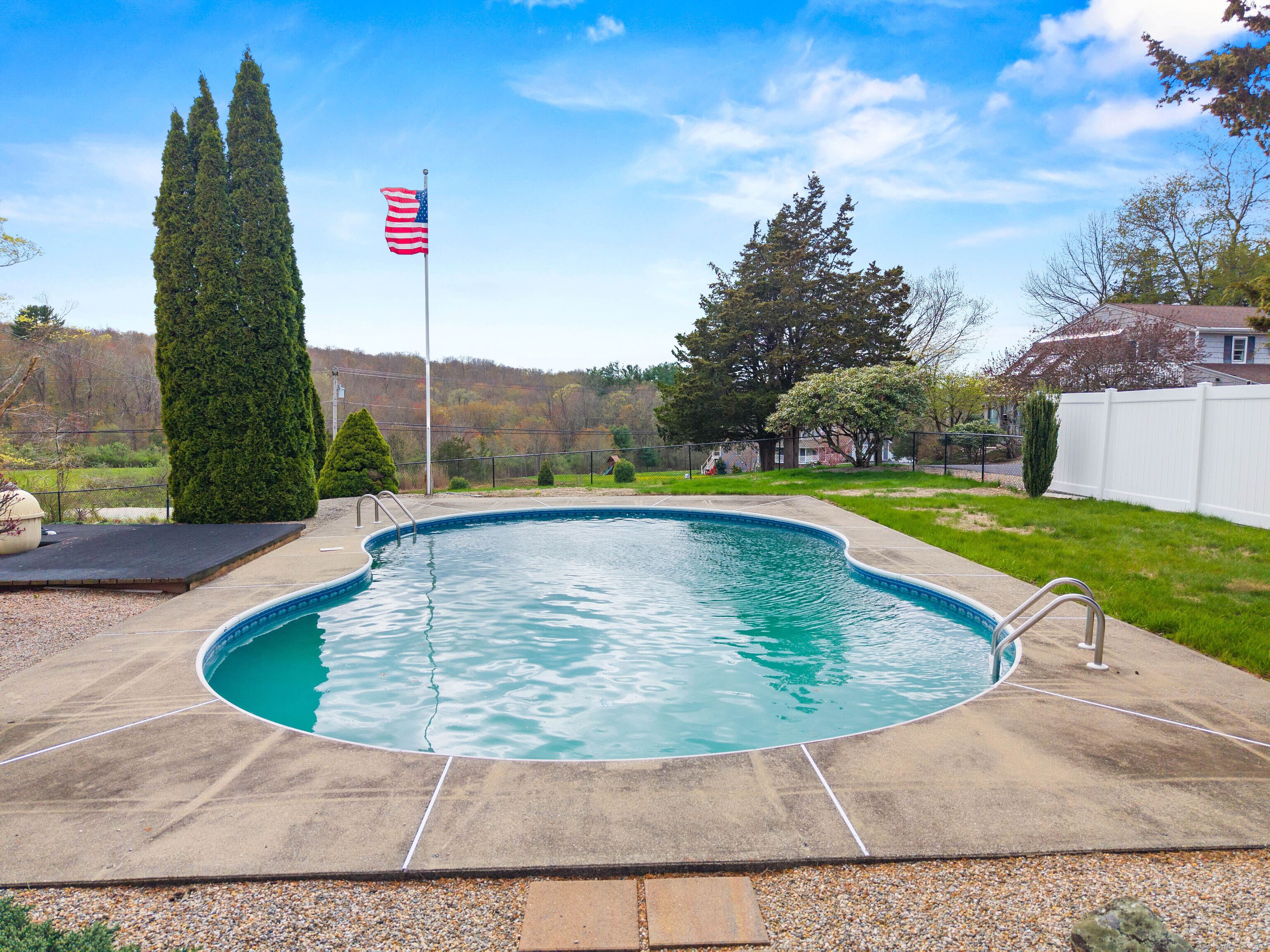 140 Bishop Road