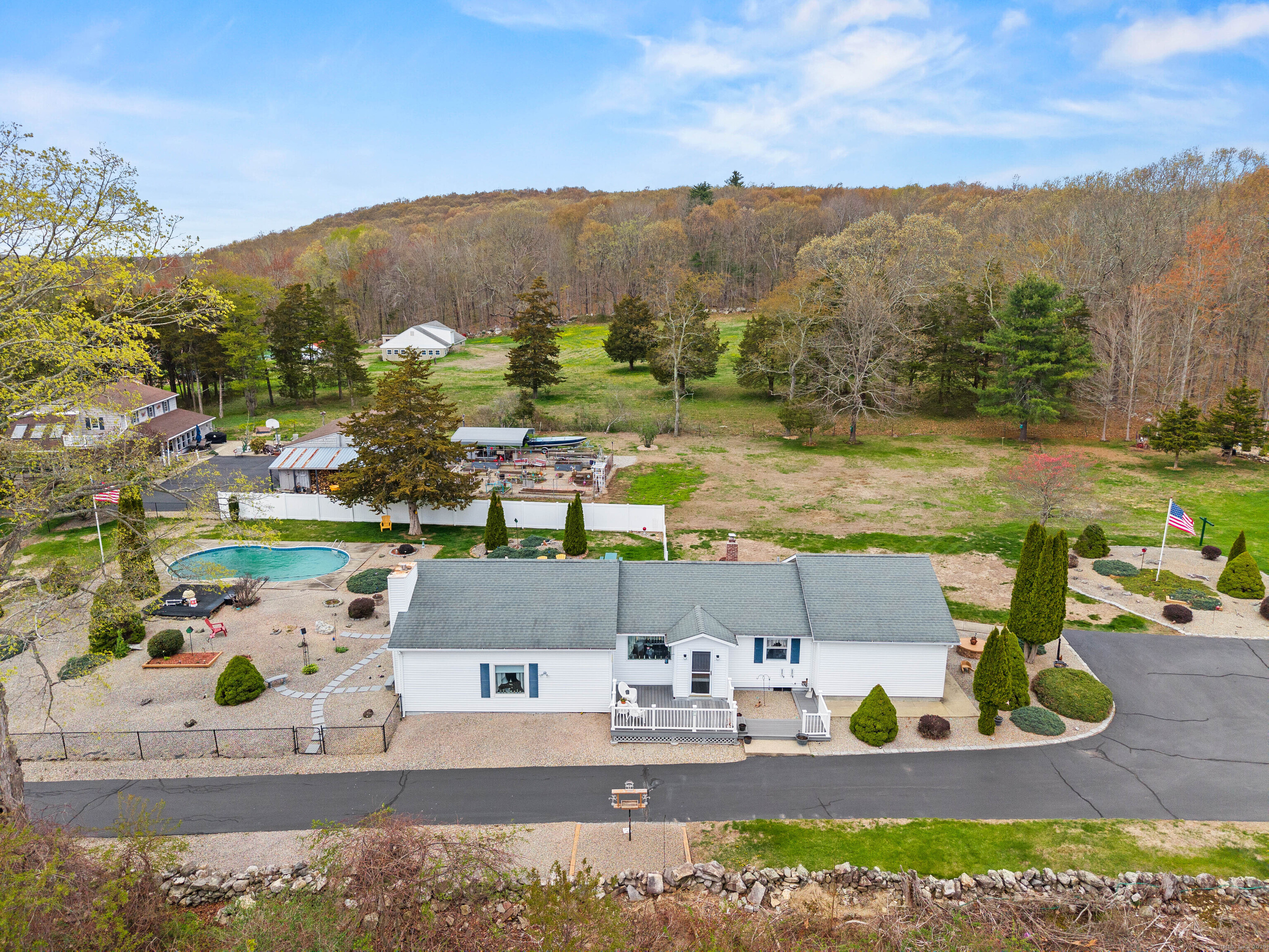 140 Bishop Road