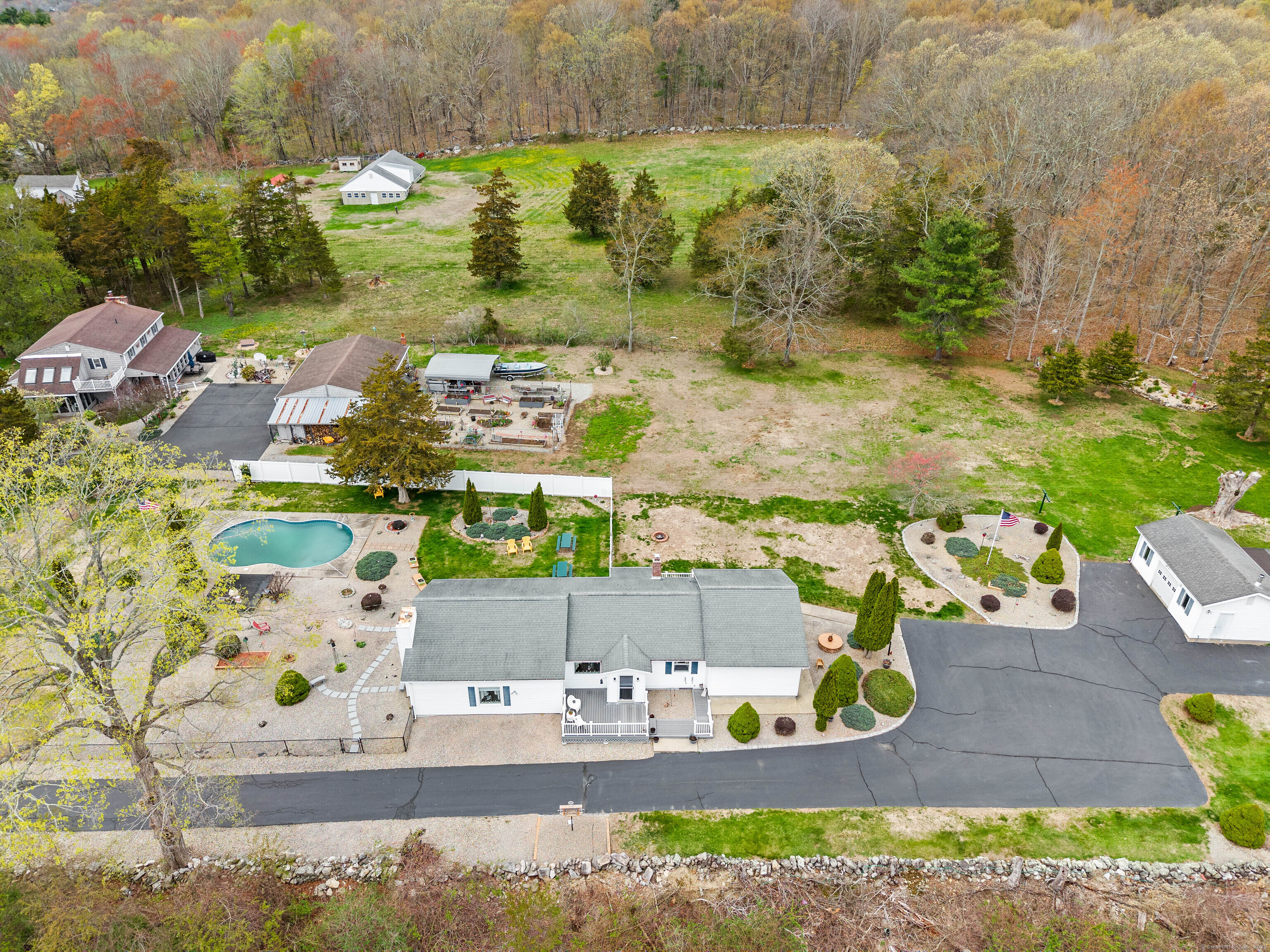 140 Bishop Road