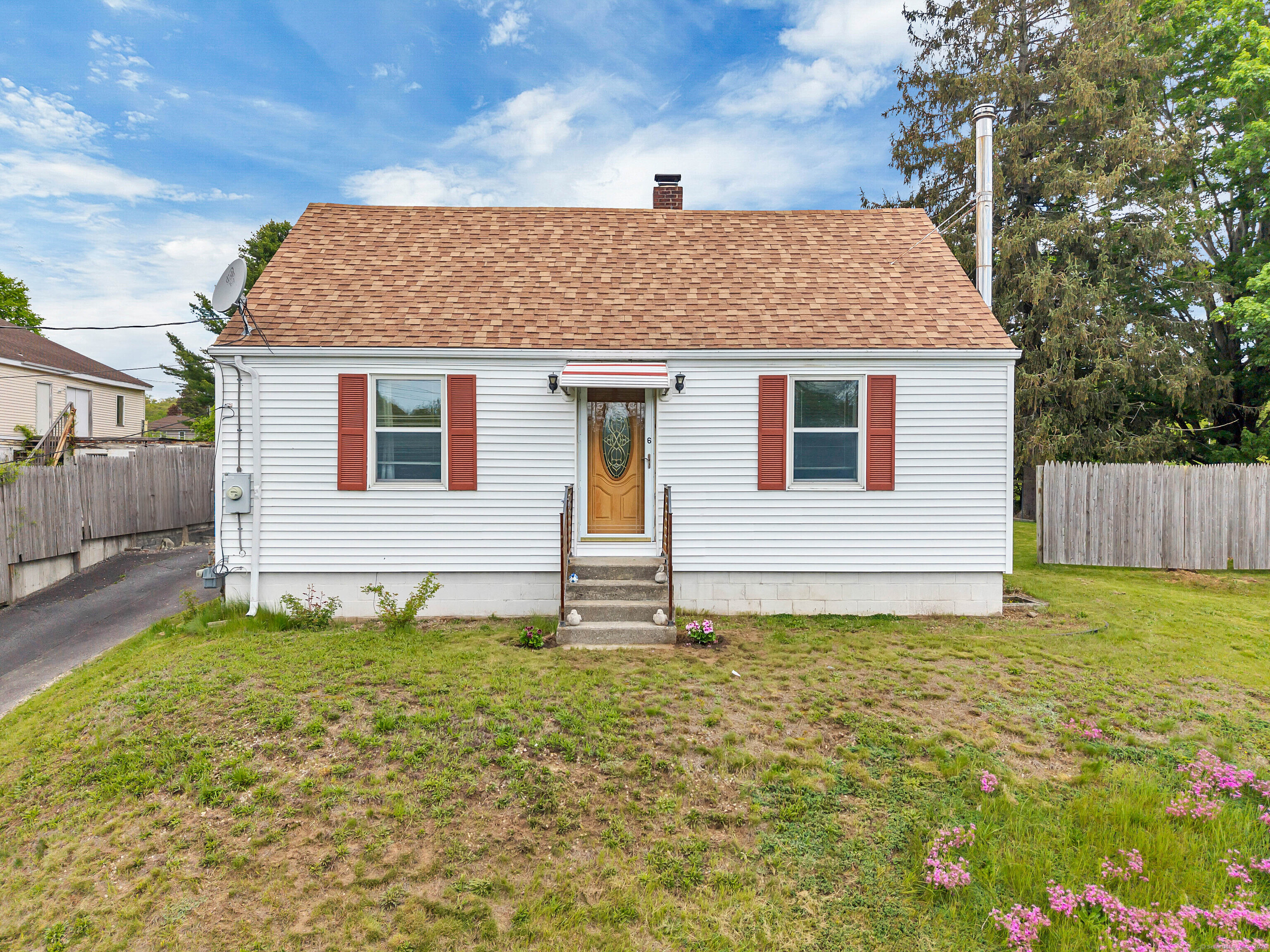 6 Lois Street