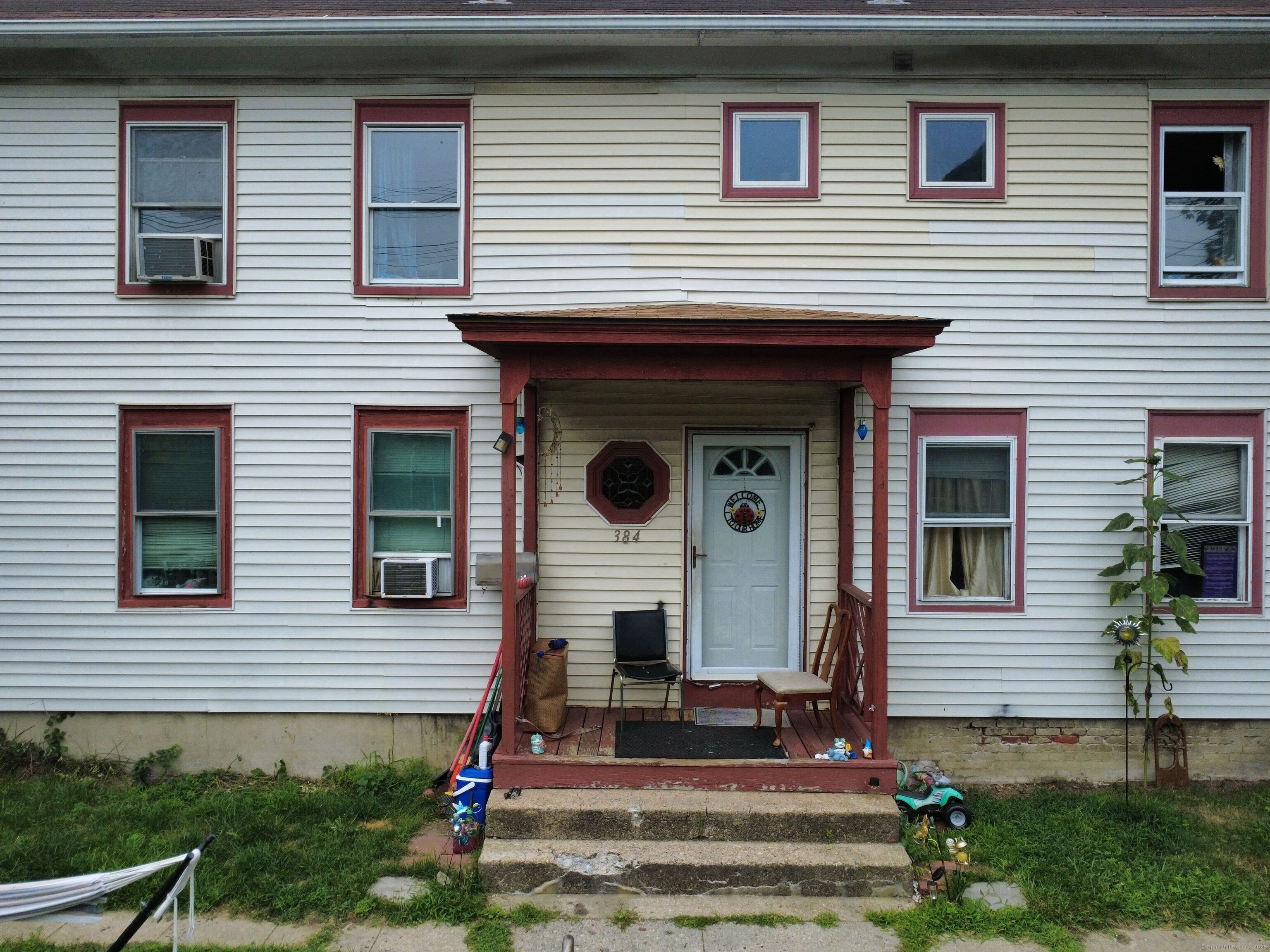 384 Norwich Avenue