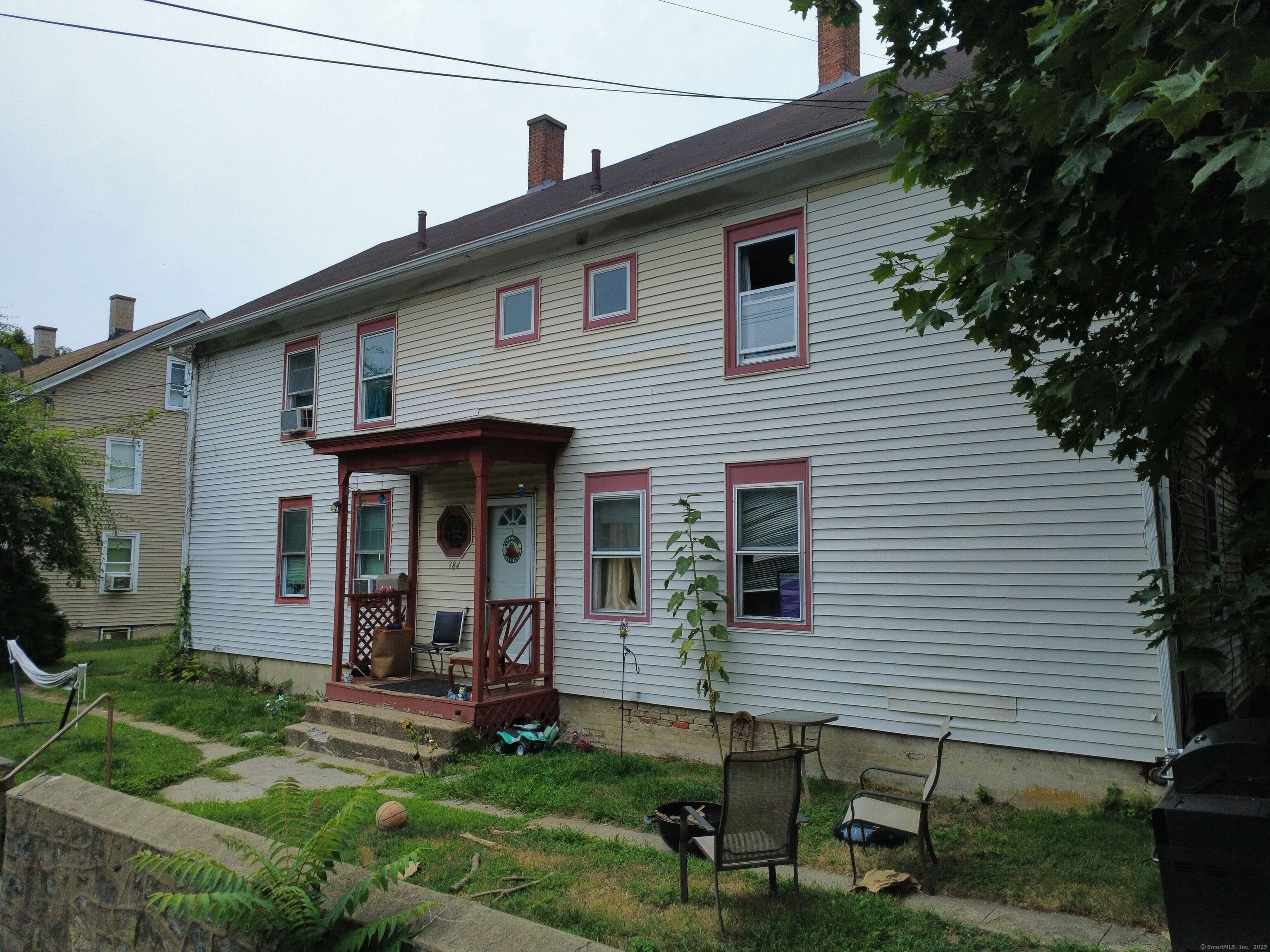 384 Norwich Avenue