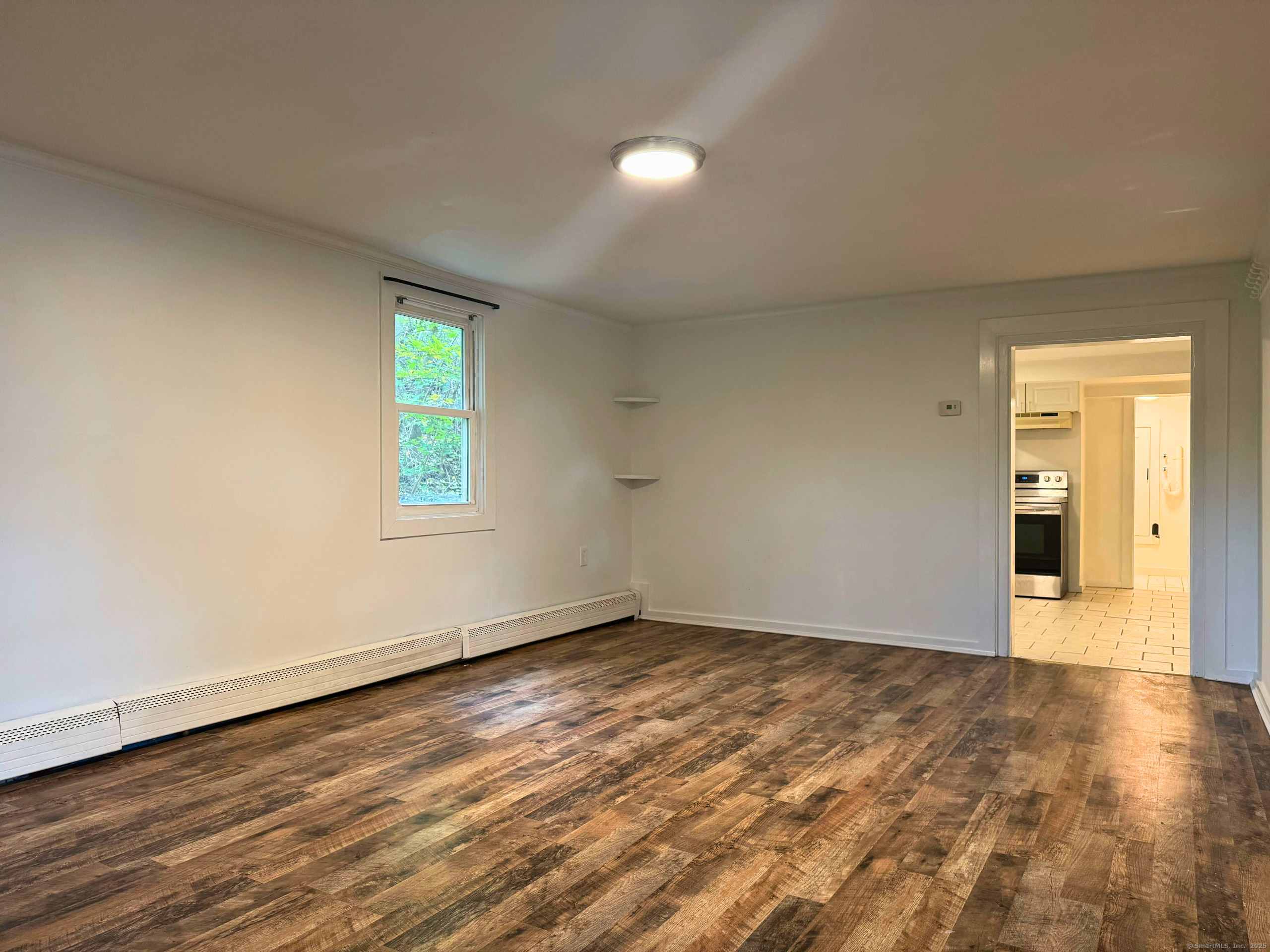 10 Tiffany Street B