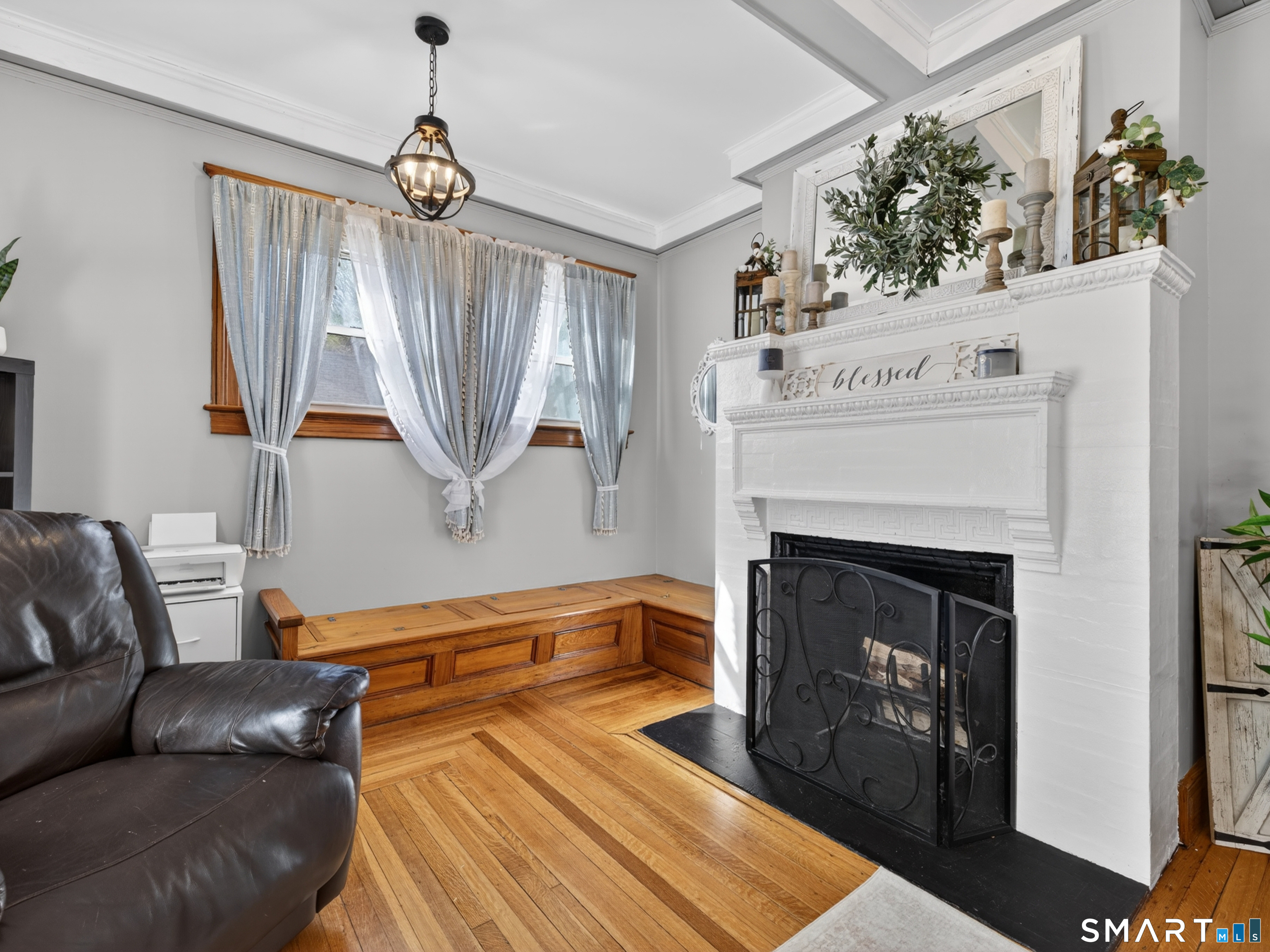 115 West Thames Street