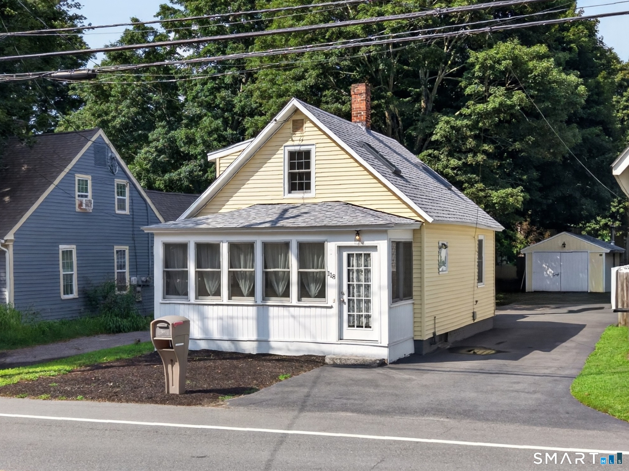 118 Route 2A