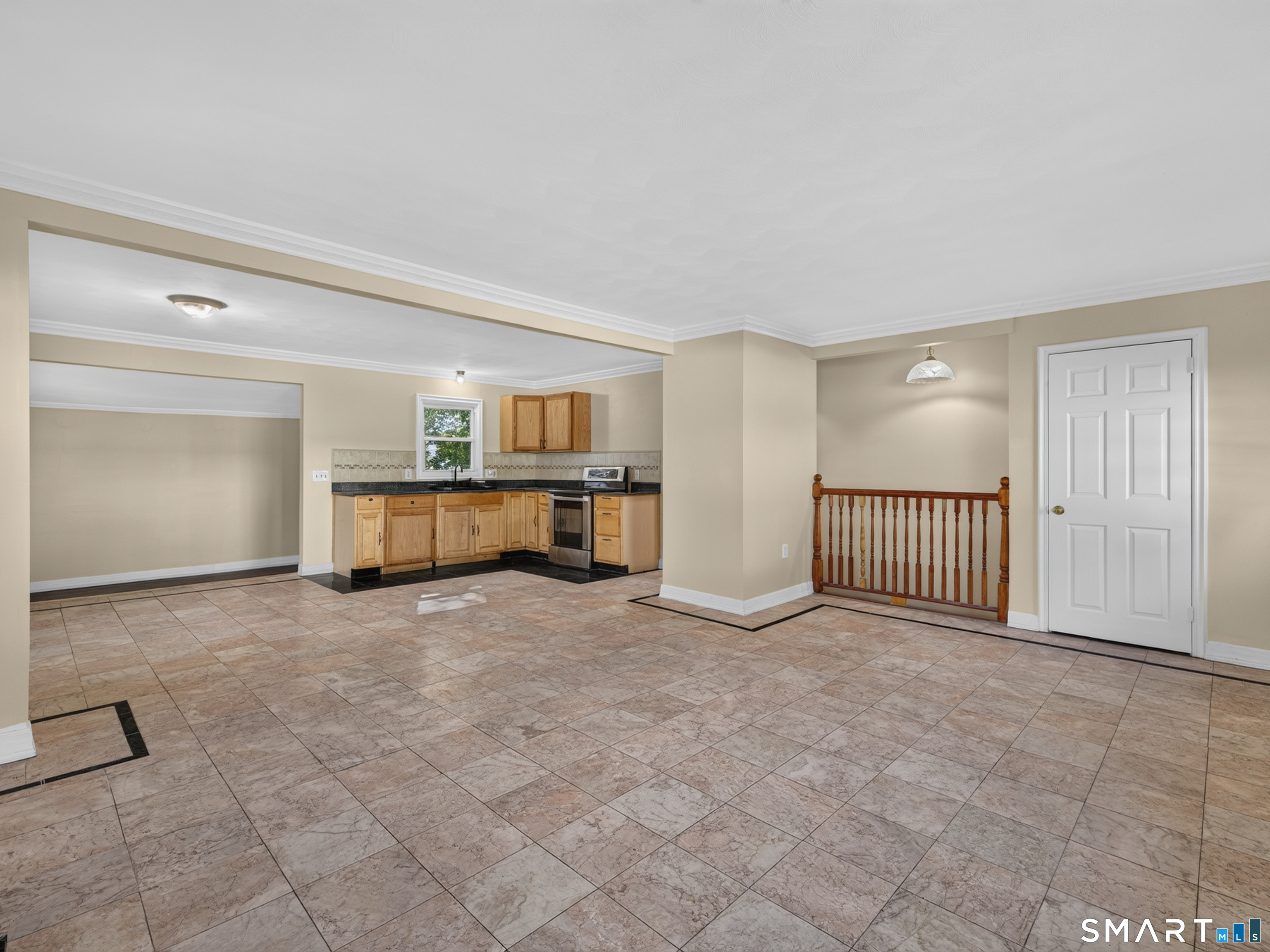 348 Bayonet Street