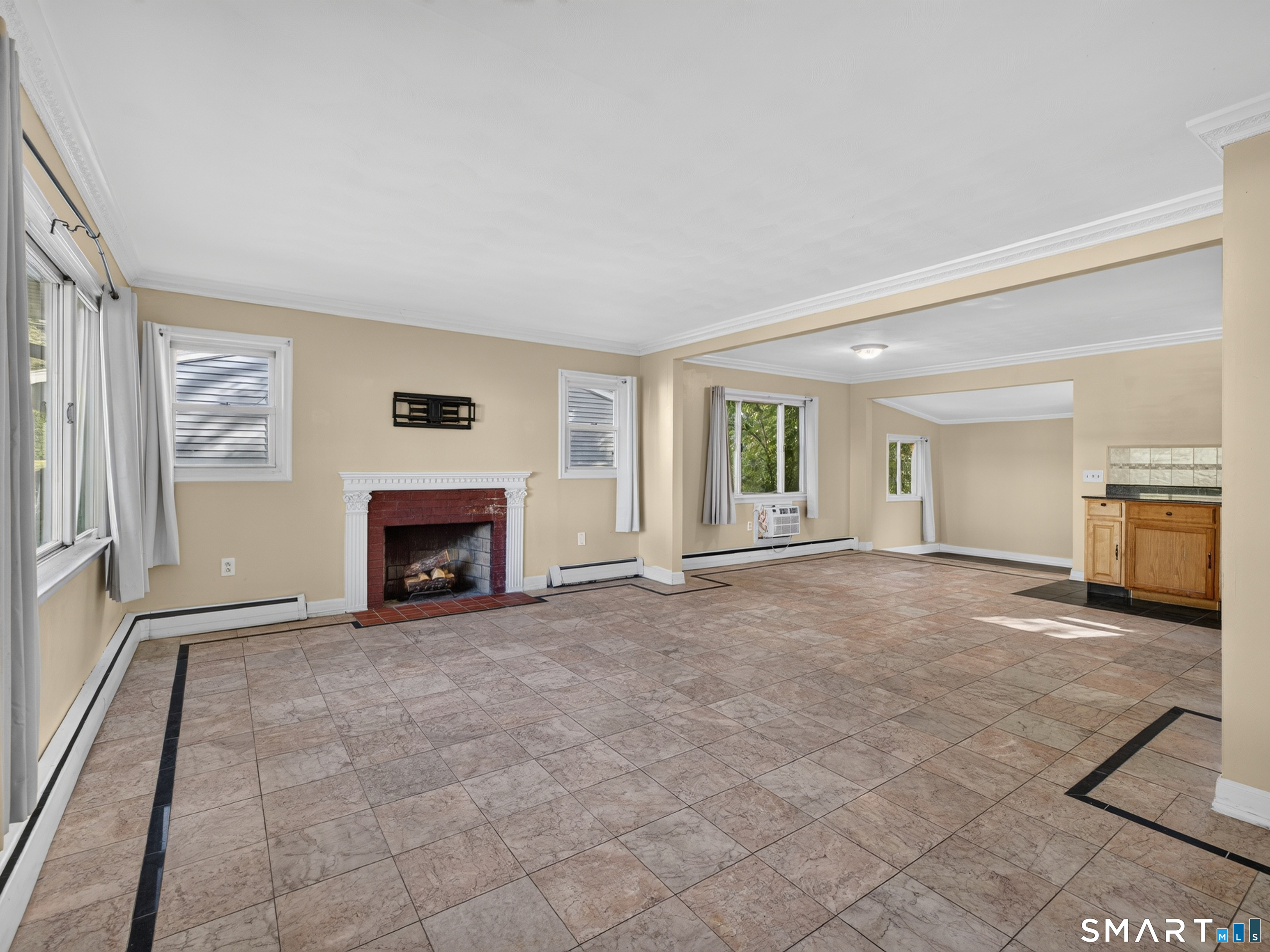 348 Bayonet Street