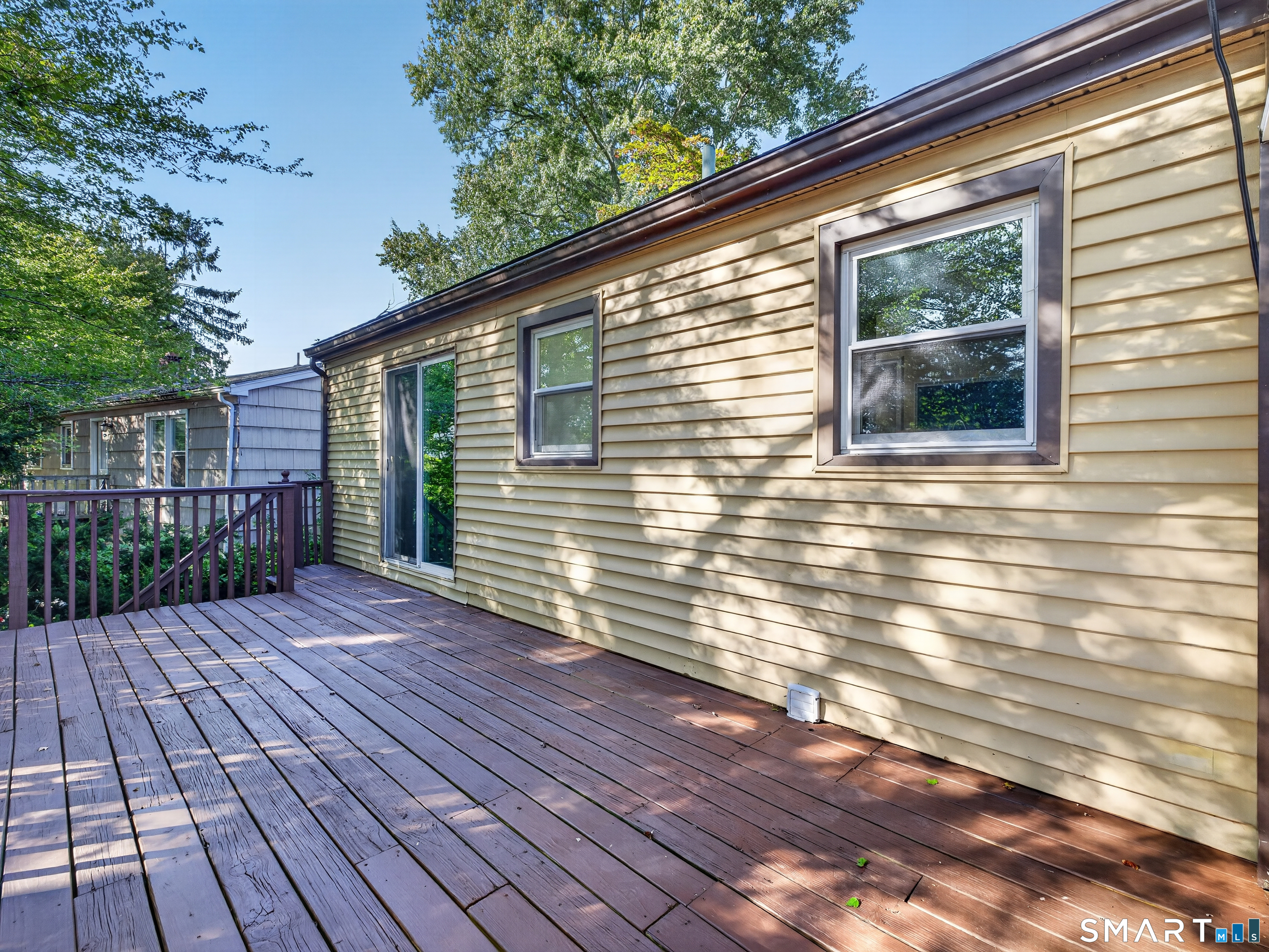 348 Bayonet Street