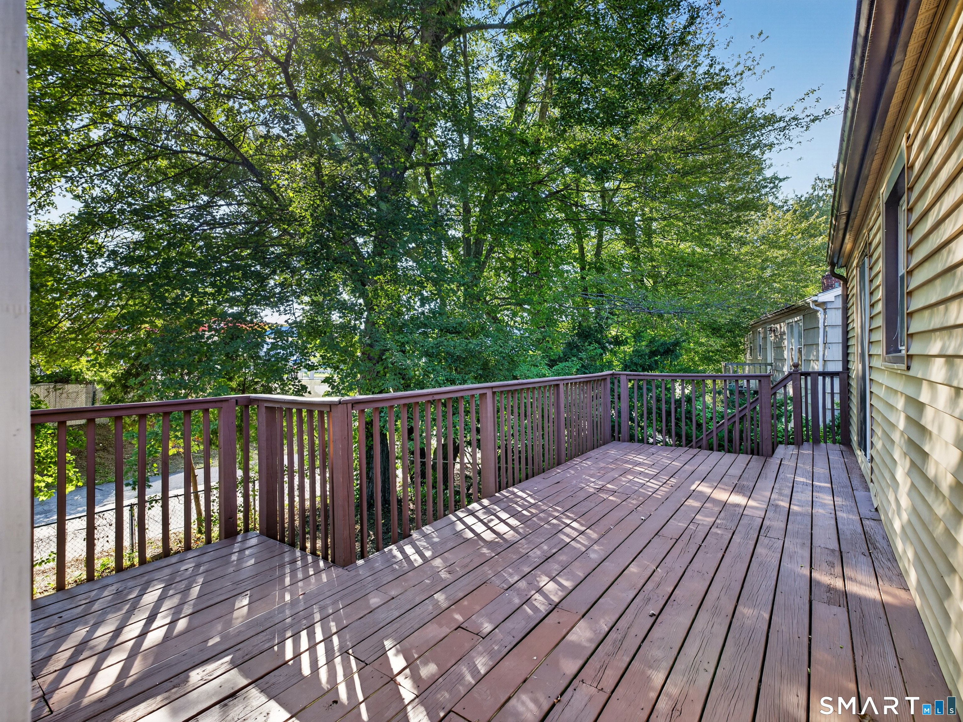 348 Bayonet Street