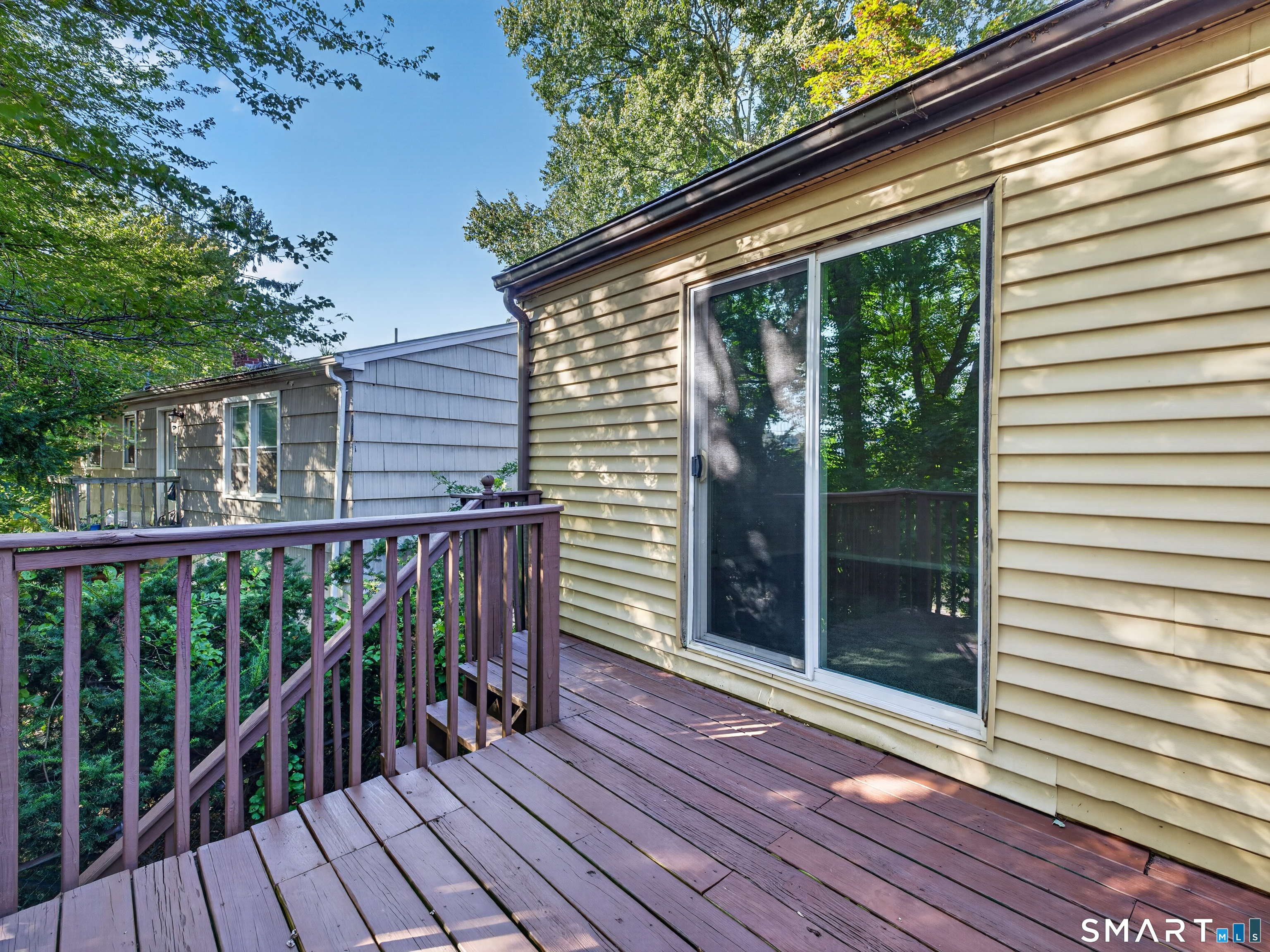 348 Bayonet Street