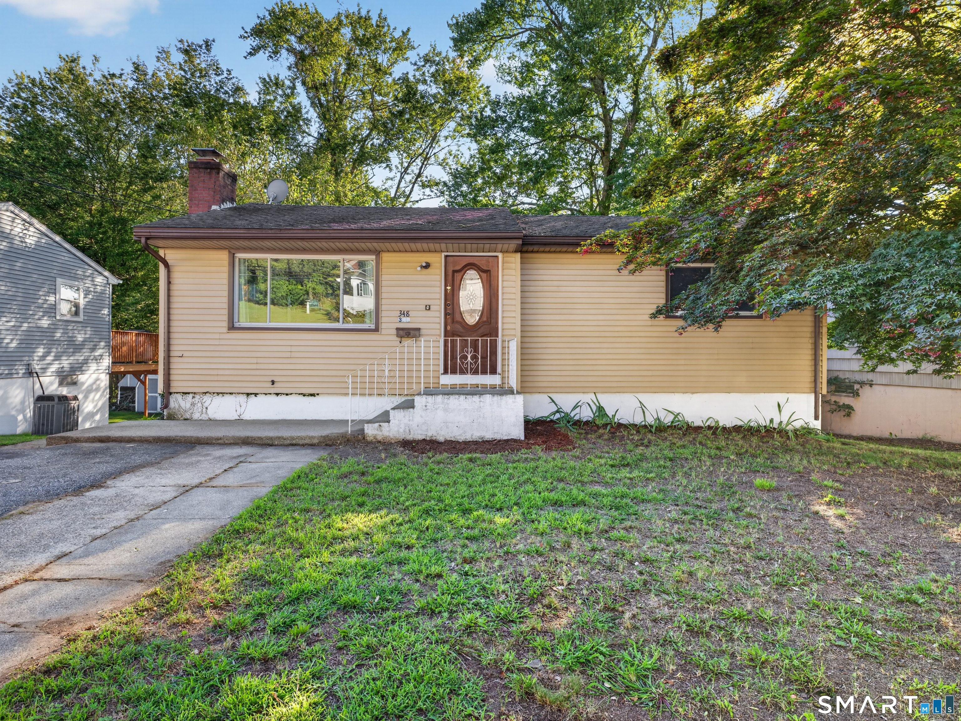 348 Bayonet Street
