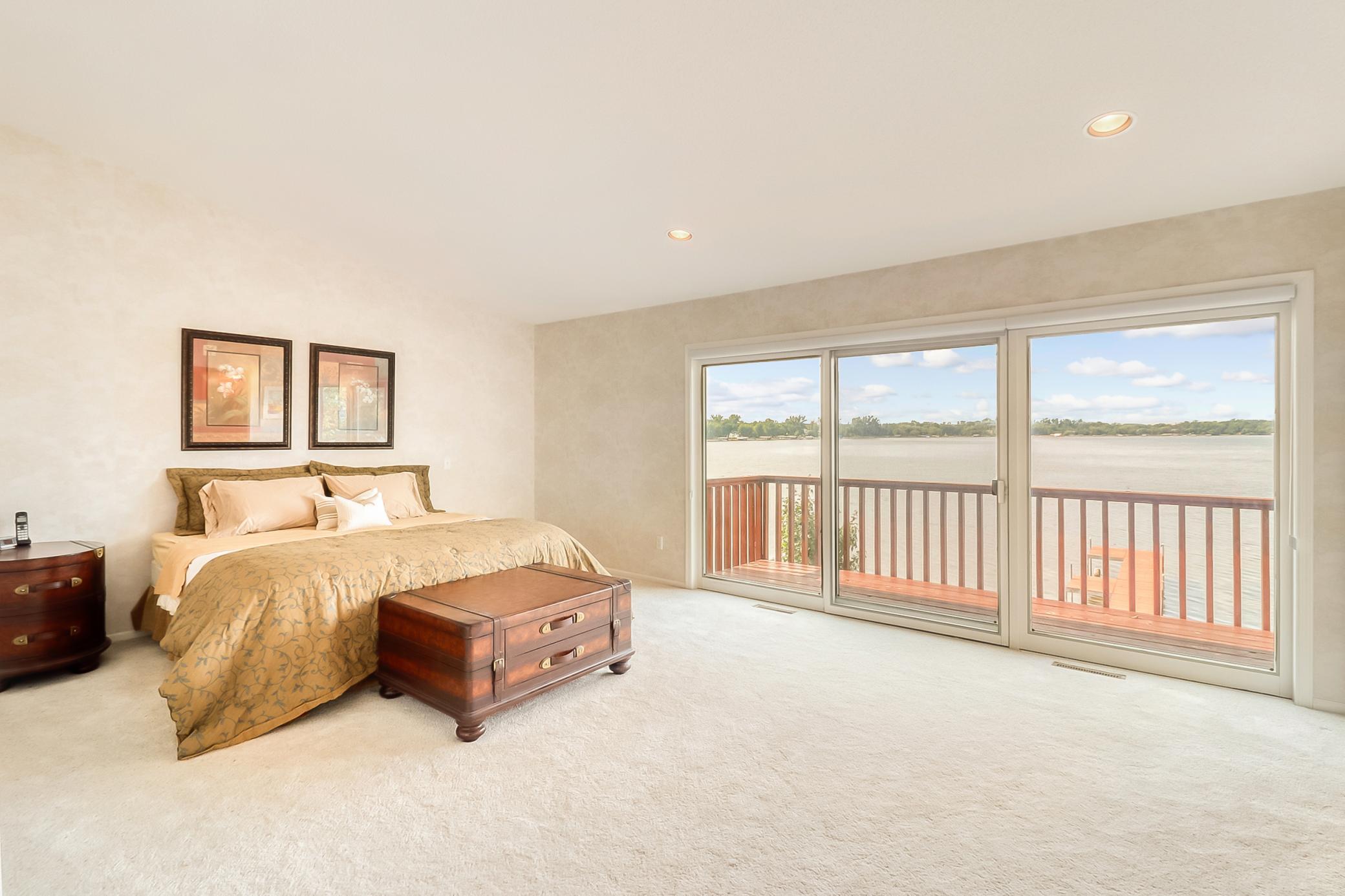 11484 Ravenswood Beach Road