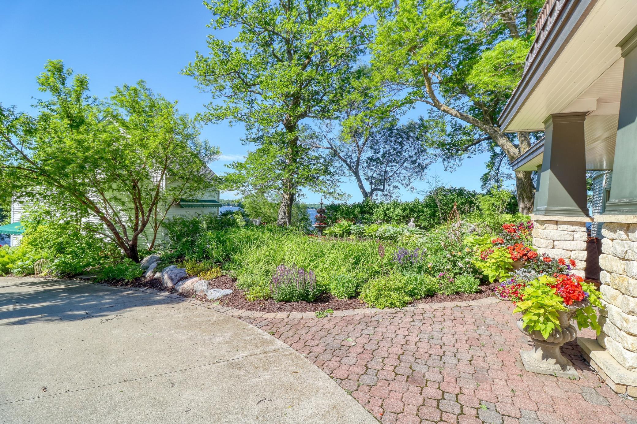 1812 E Shore Drive